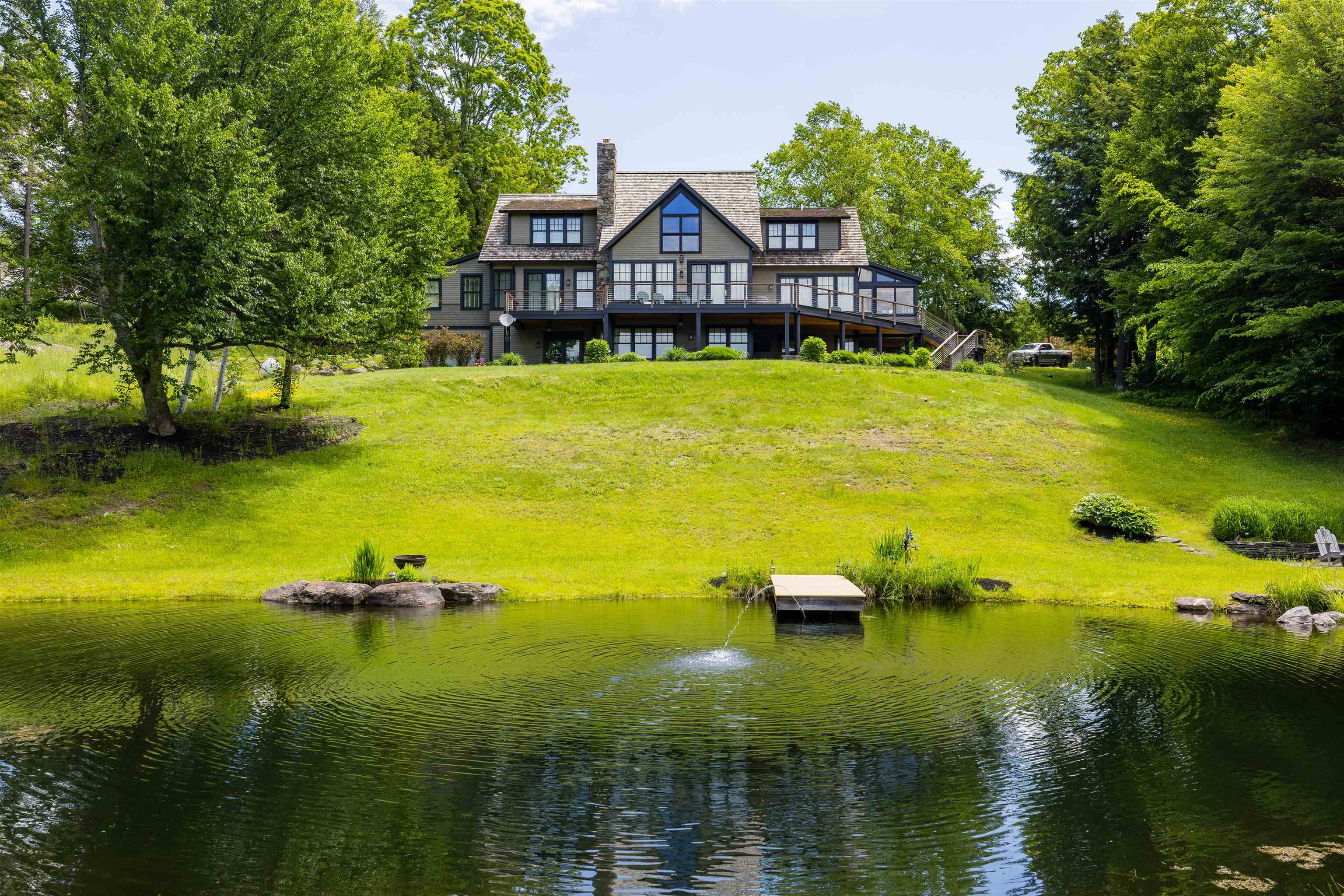 Single Family in Stowe VT