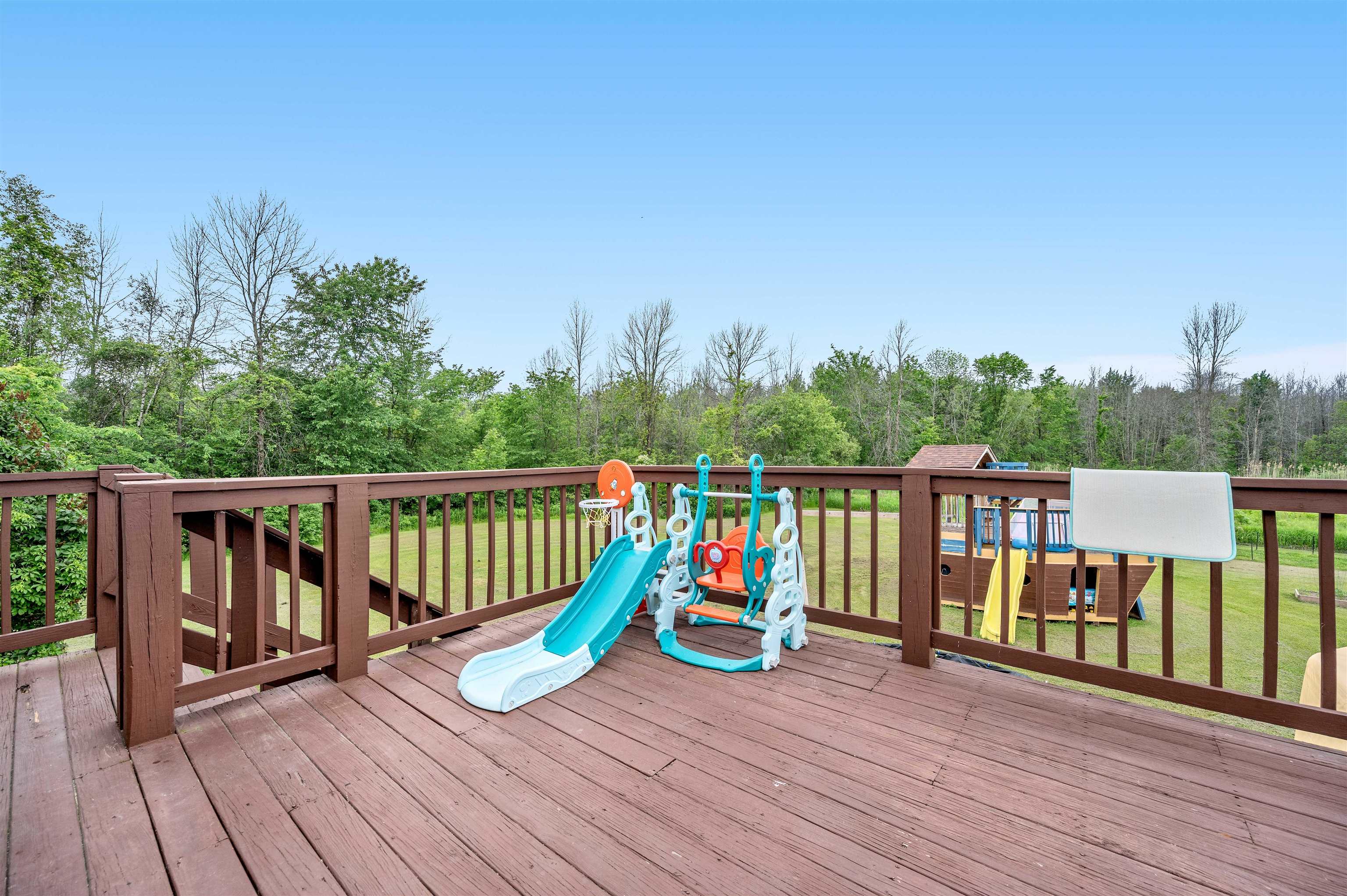 3337 Lakeview Drive photo 9