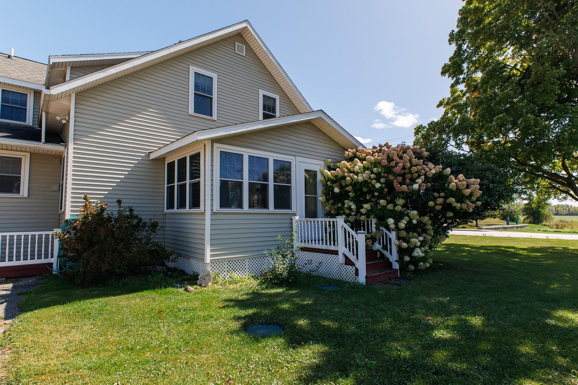 342 US Route 2 photo 7
