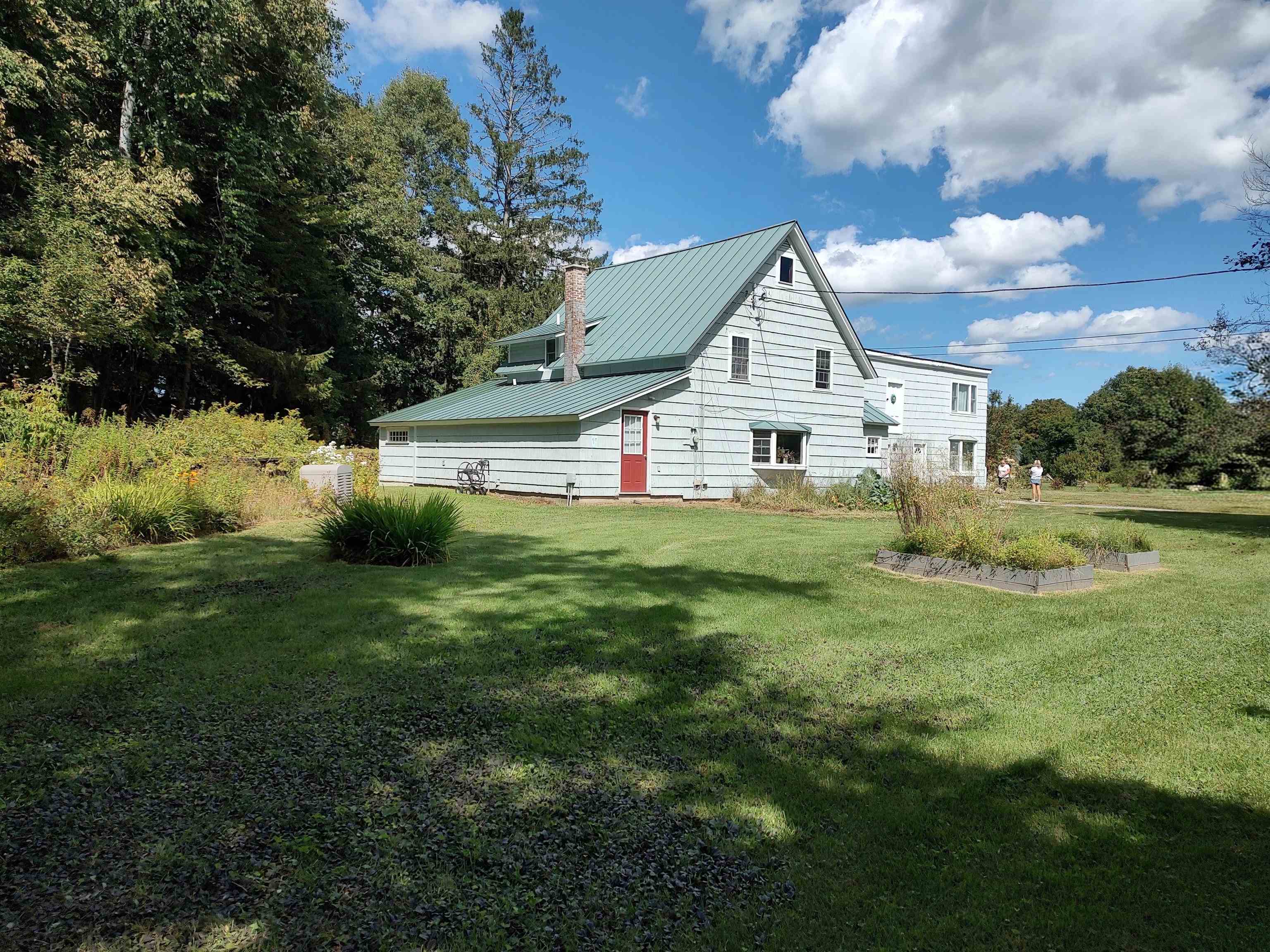 5 Greenhouse Avenue photo 1