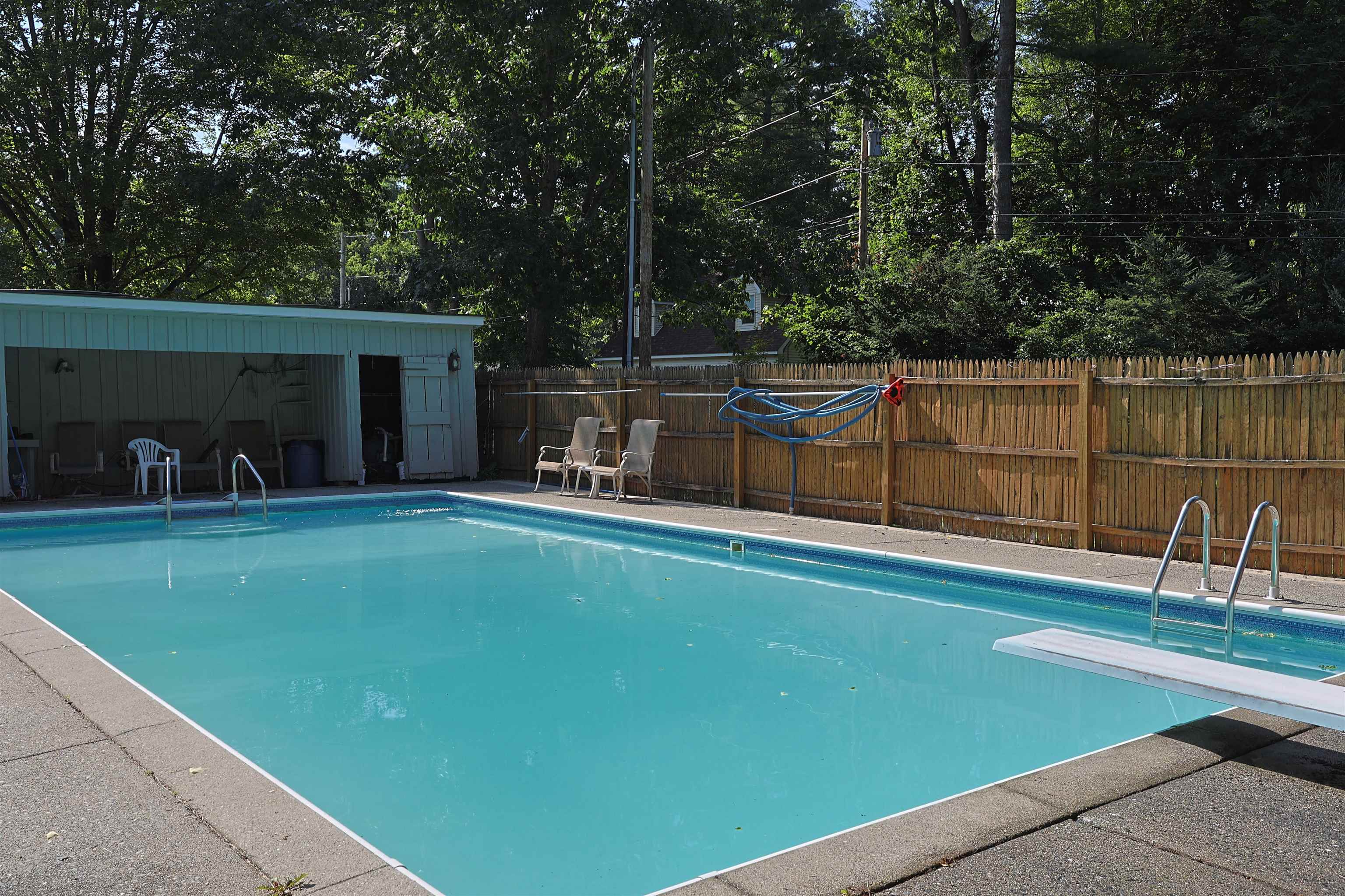 161 Chellis Street photo 11
