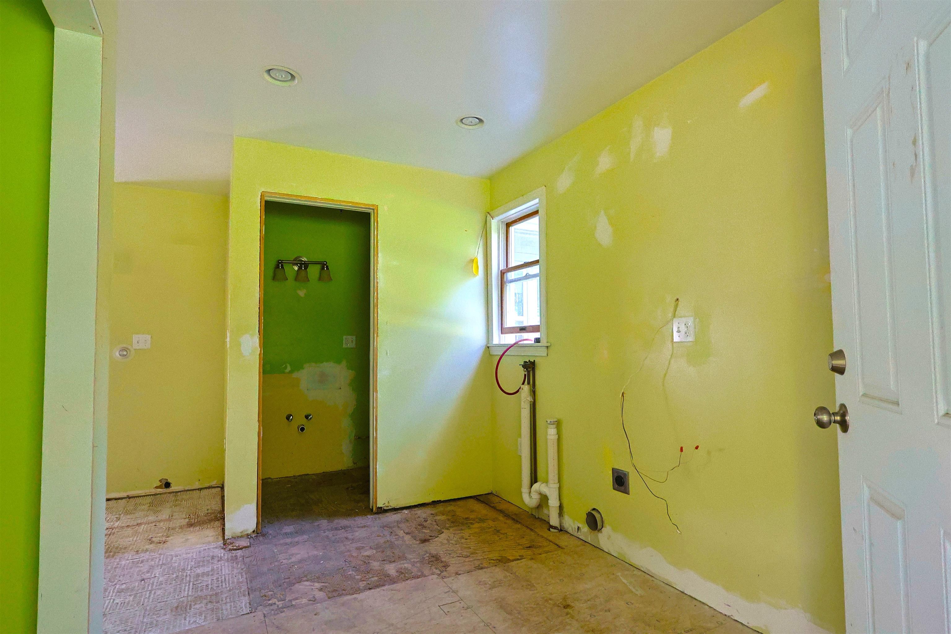 86 Brownsville Road photo 12