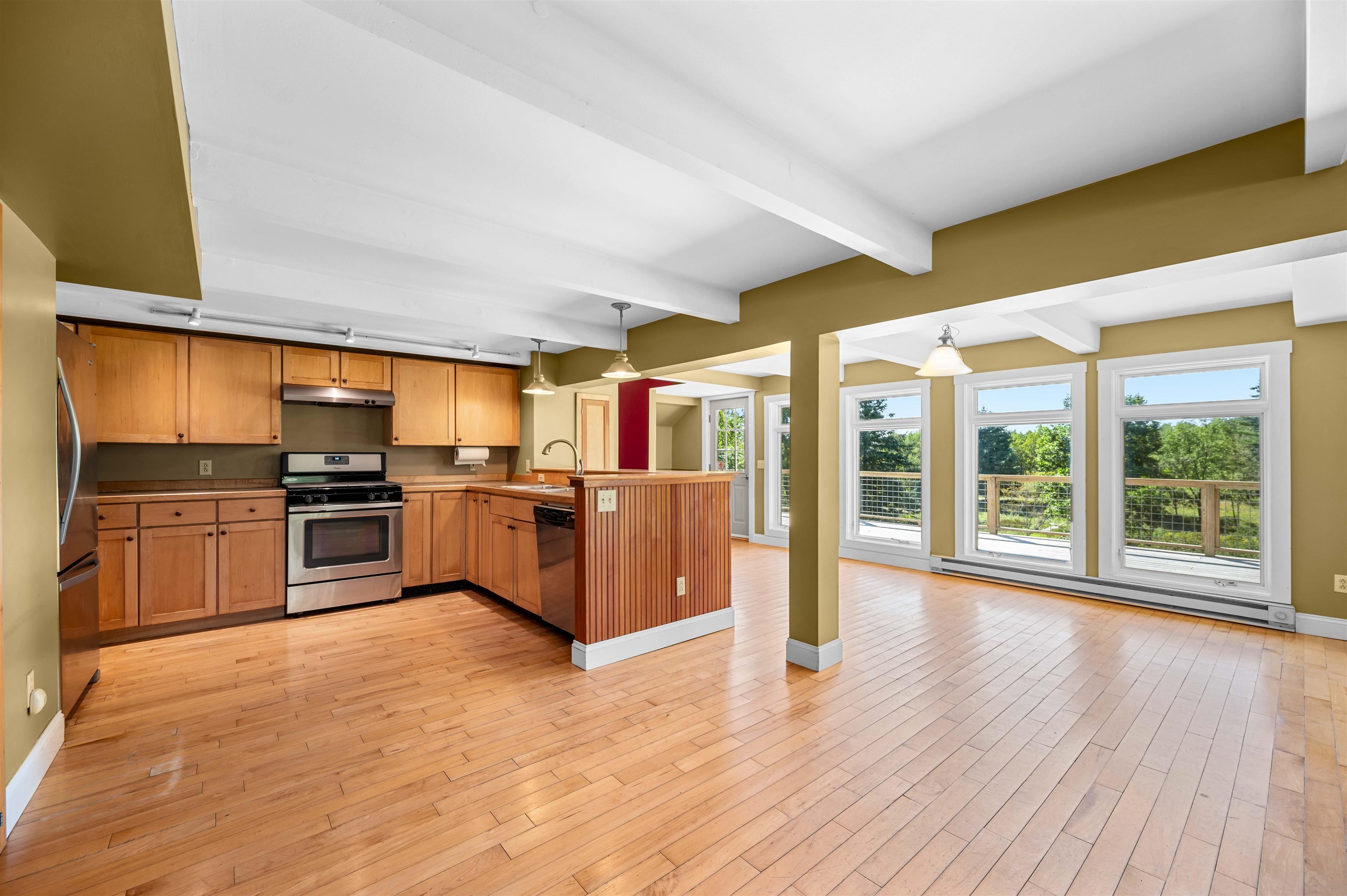 748 Chapin Road photo 13
