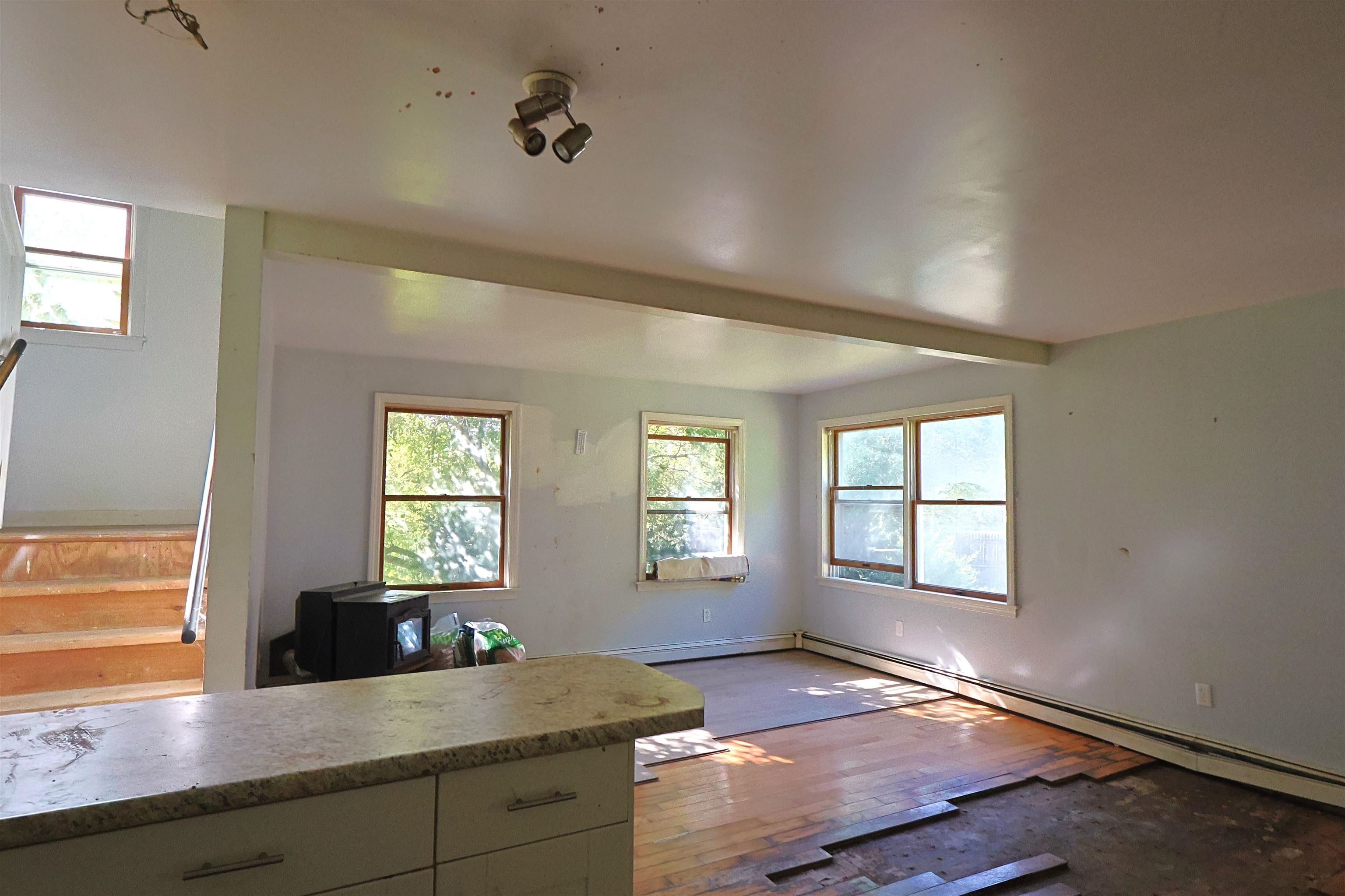 86 Brownsville Road photo 18