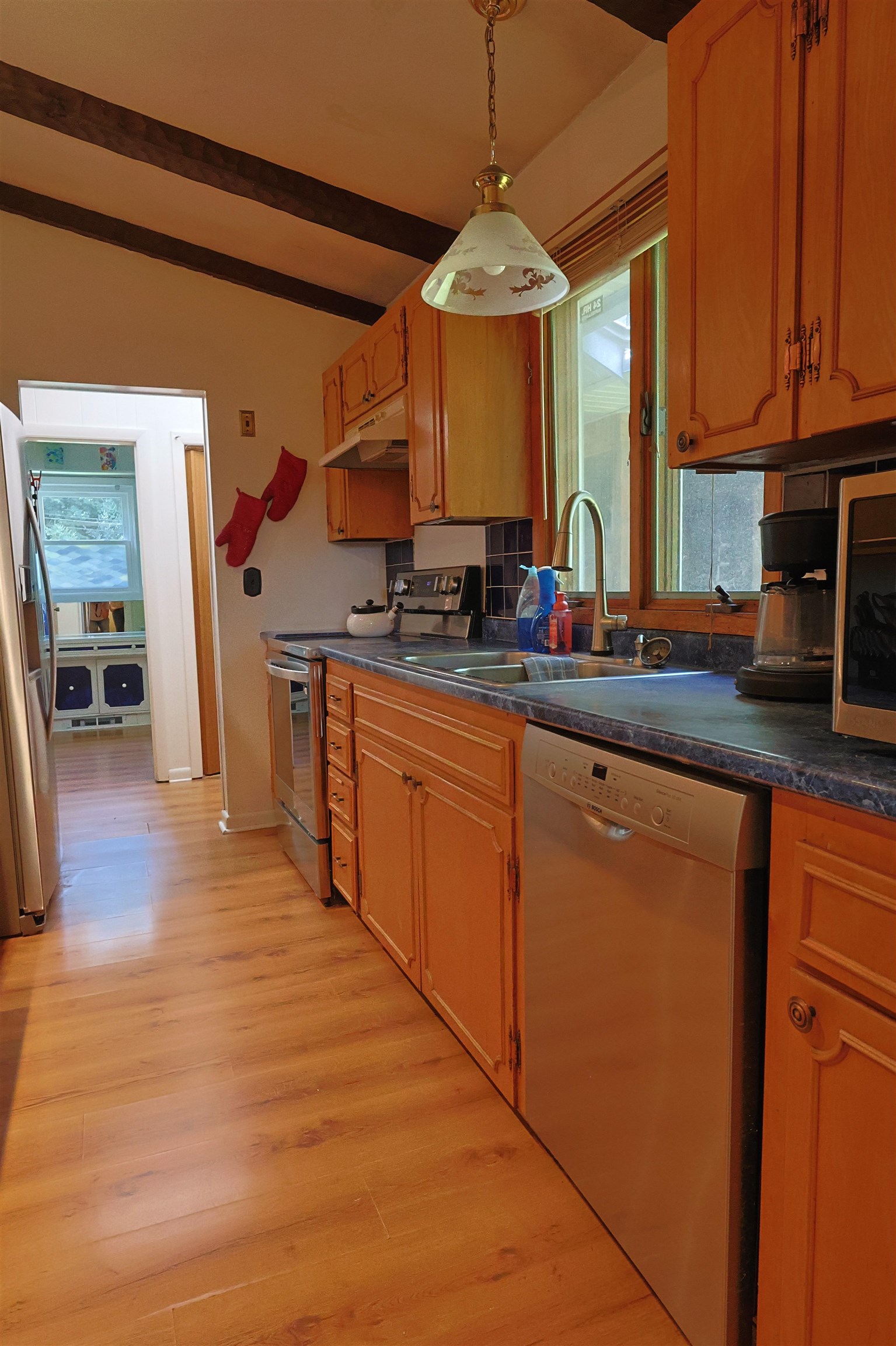 161 Chellis Street photo 22