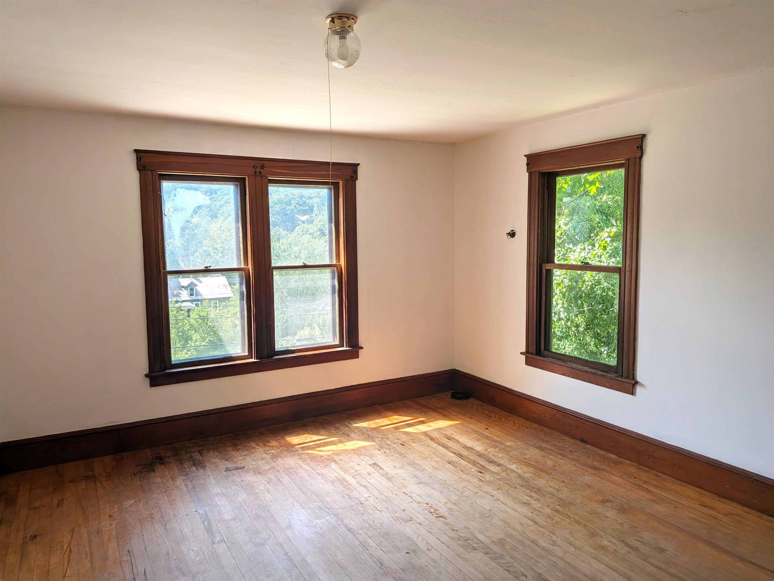 207 Elliot Street photo 23