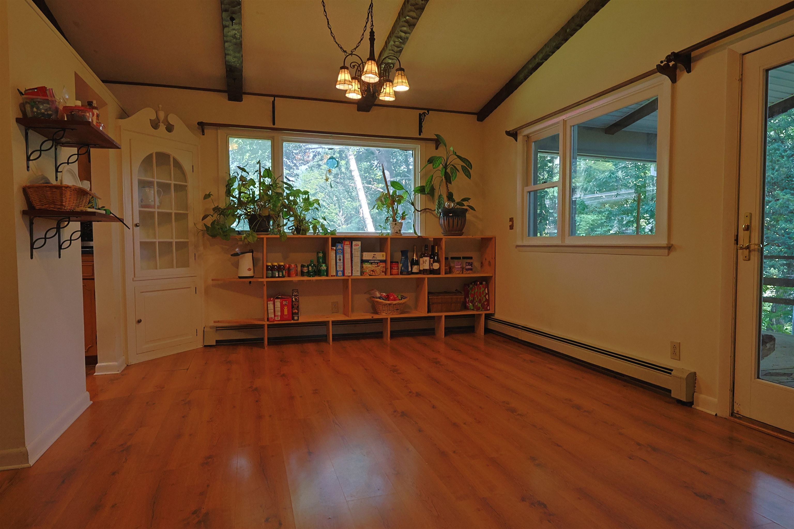 161 Chellis Street photo 24