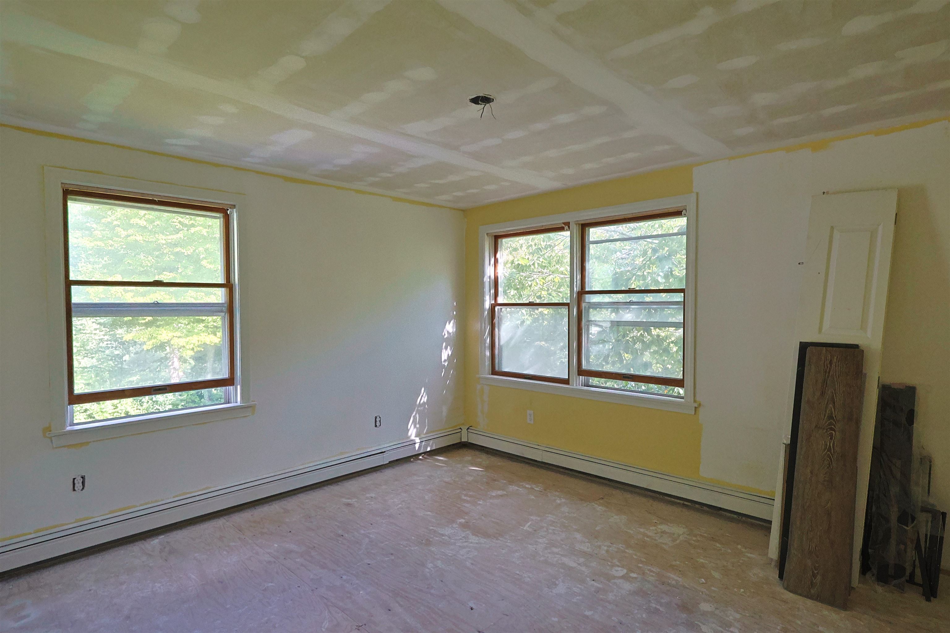 86 Brownsville Road photo 26