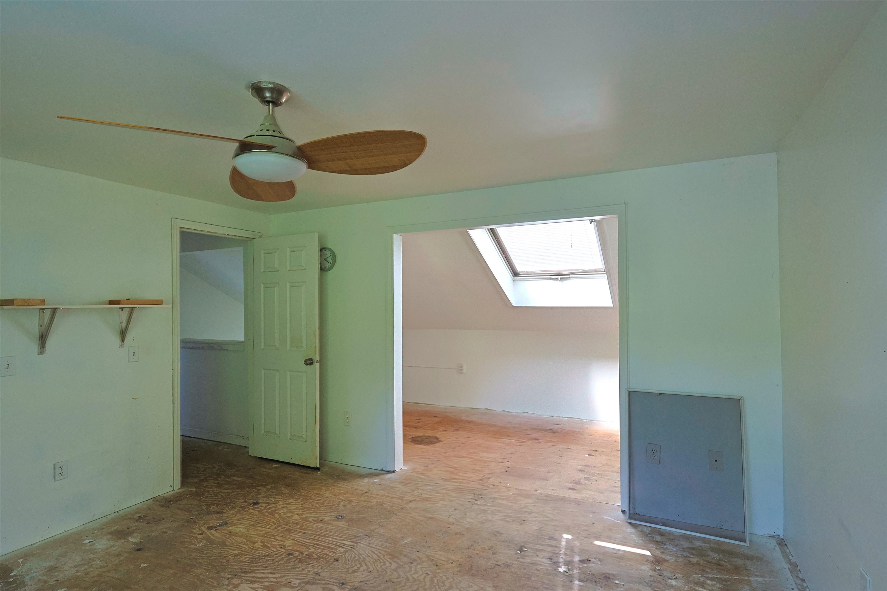 86 Brownsville Road photo 29