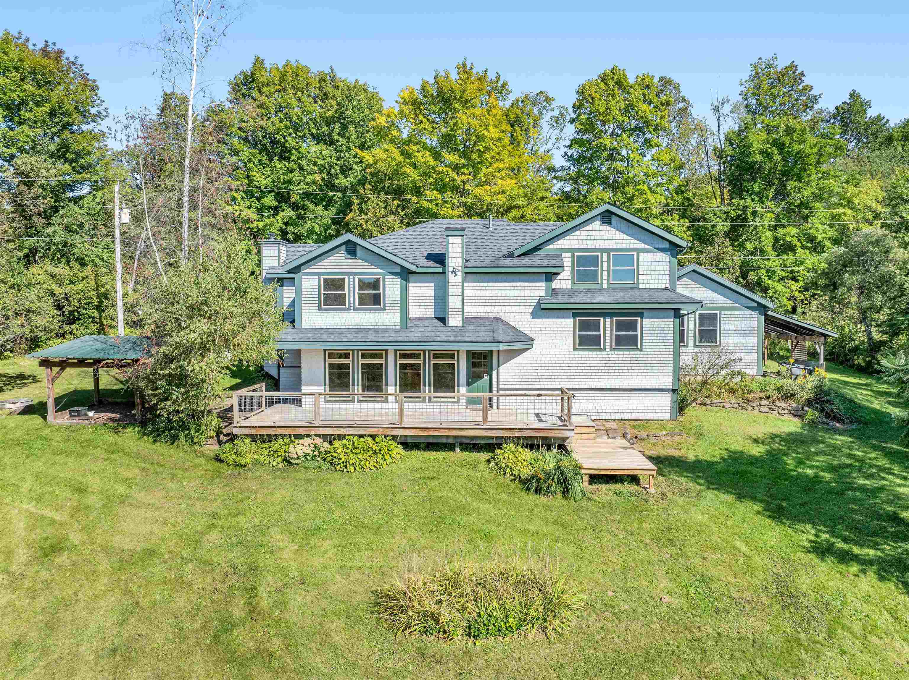 748 Chapin Road photo 3