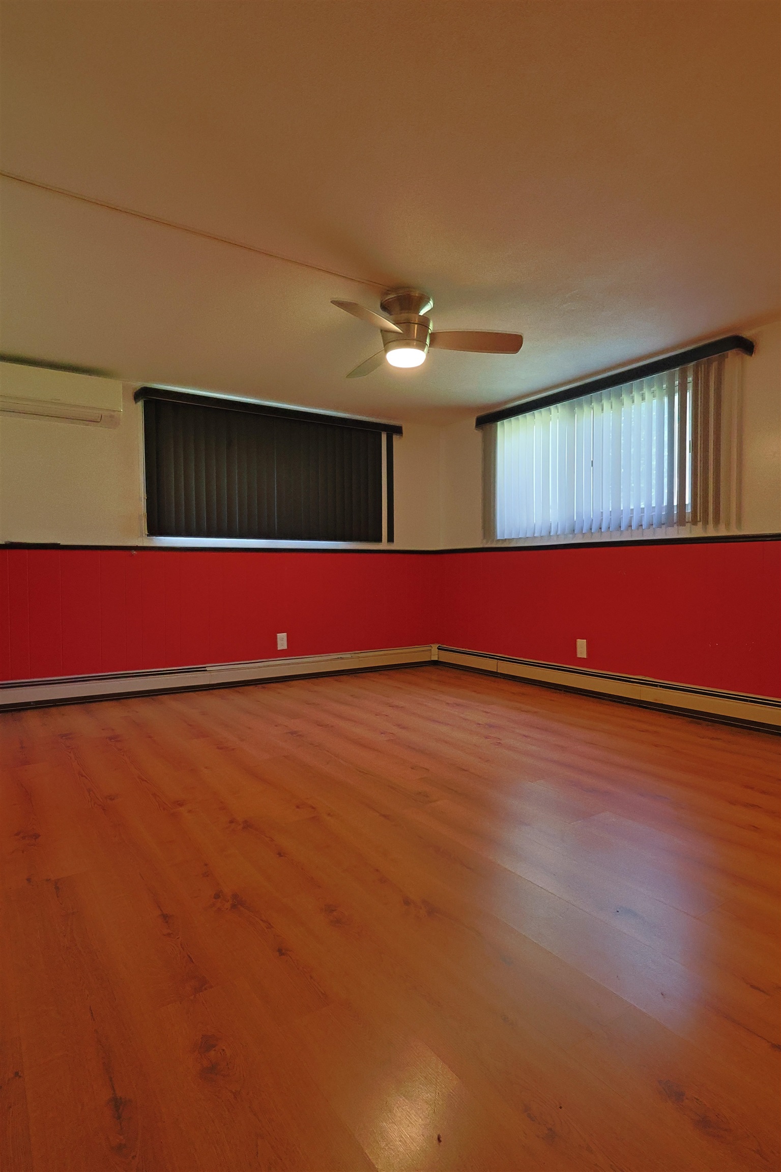 161 Chellis Street photo 40