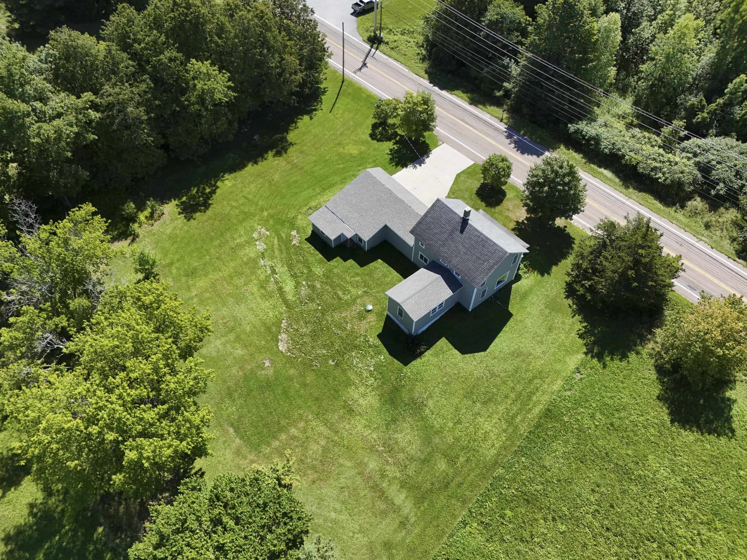 82 Allen Road photo 55