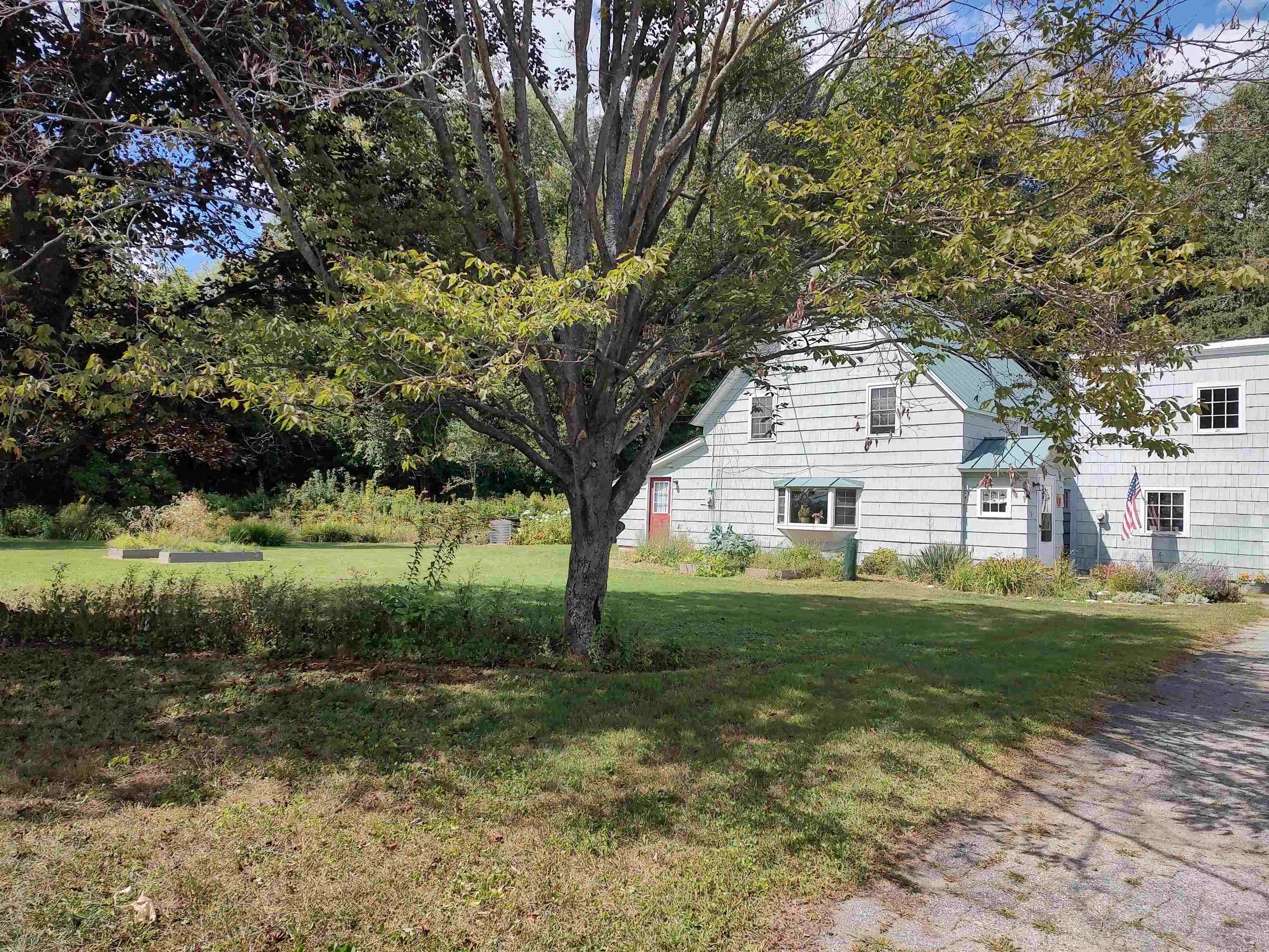 5 Greenhouse Avenue photo 6