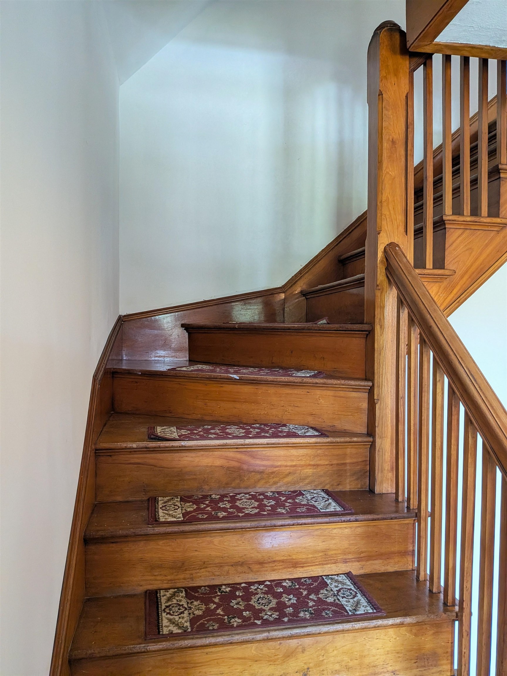 207 Elliot Street photo 8