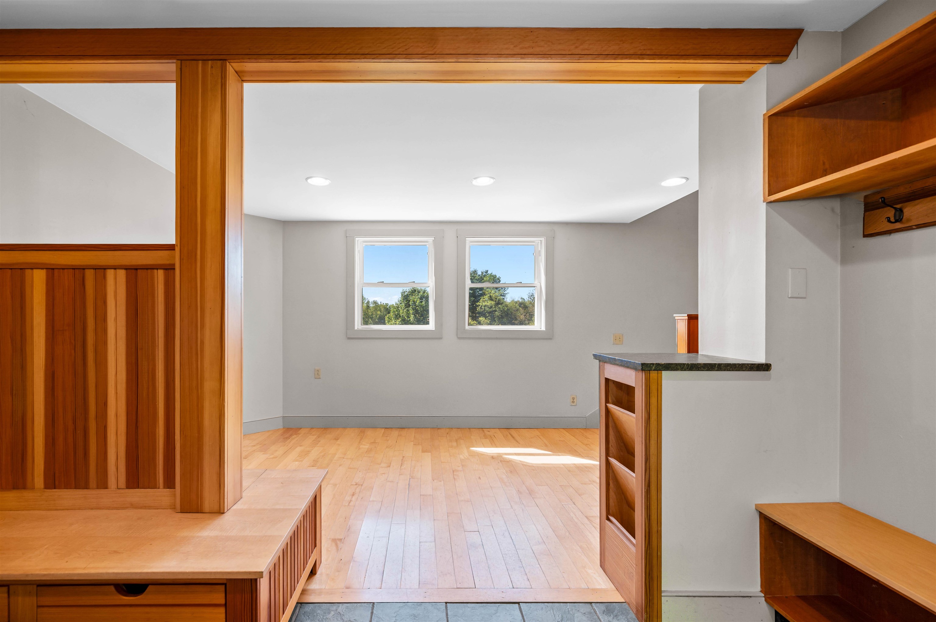 748 Chapin Road photo 9