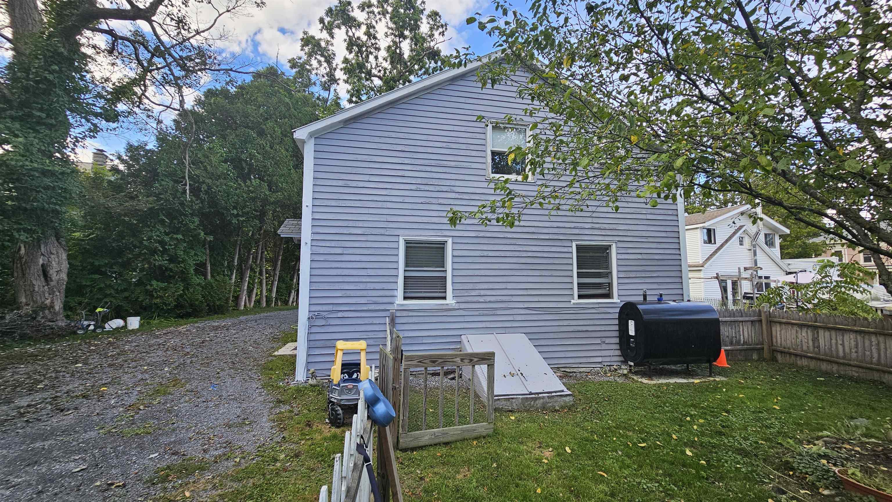 327 Vermont Route 313 W photo 18