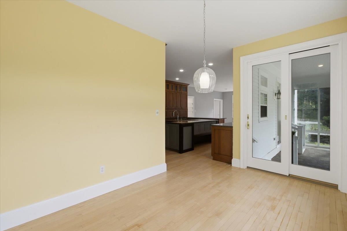 601 Riverbend Drive photo 16