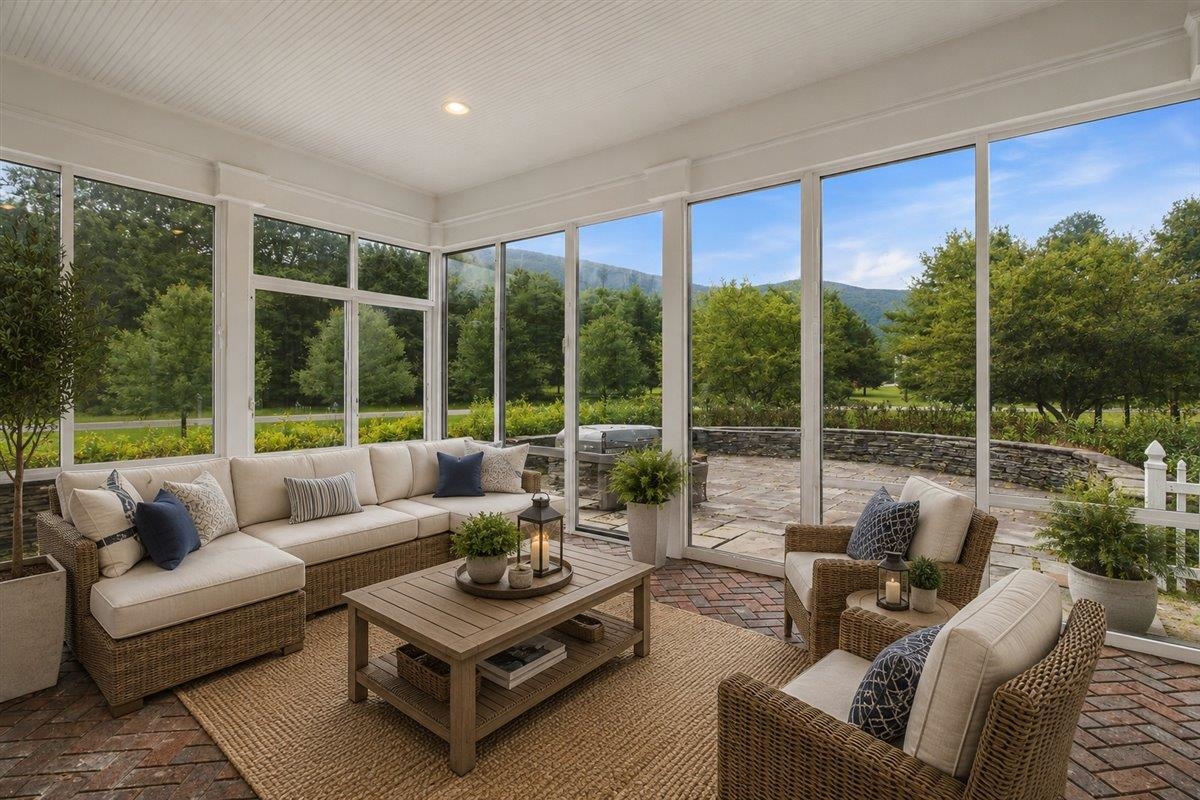 601 Riverbend Drive photo 22