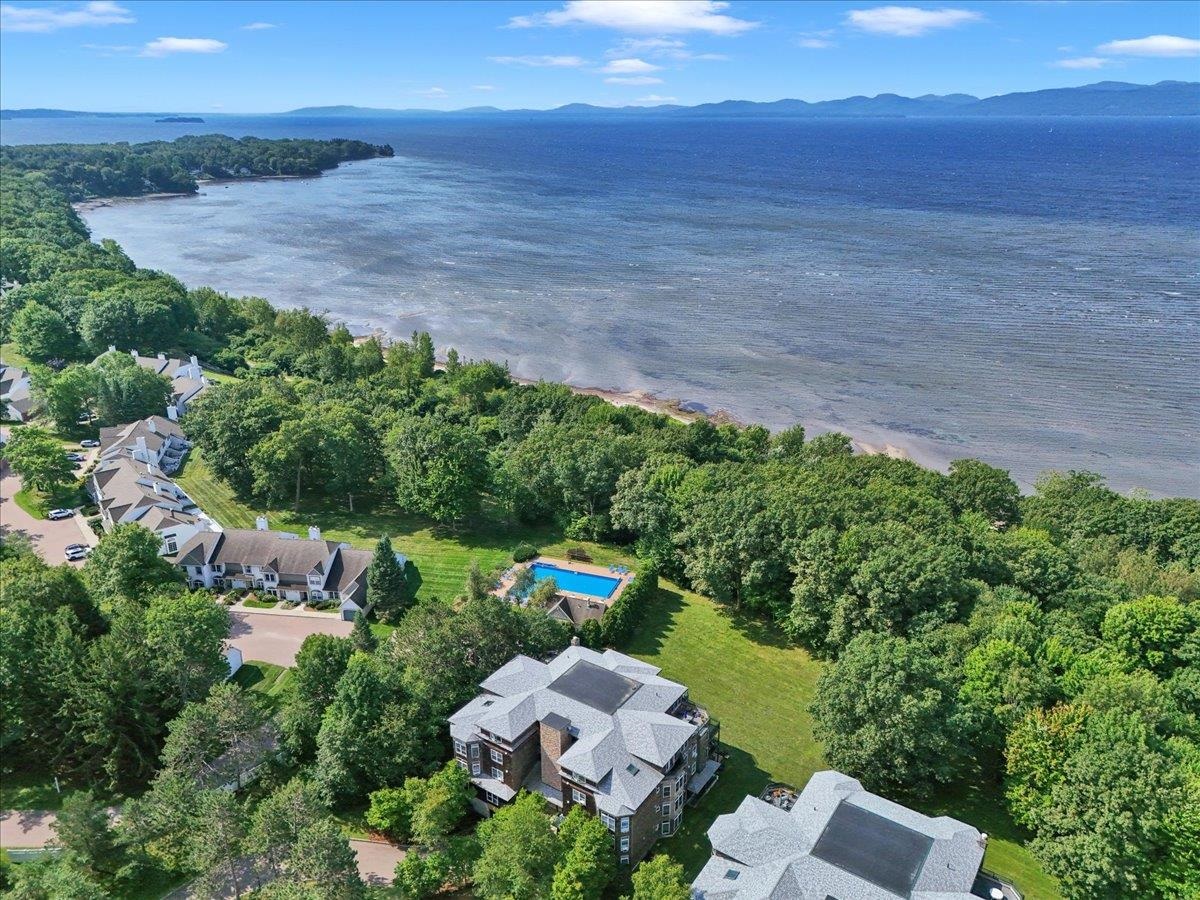 3 Claire Pointe Road photo 3