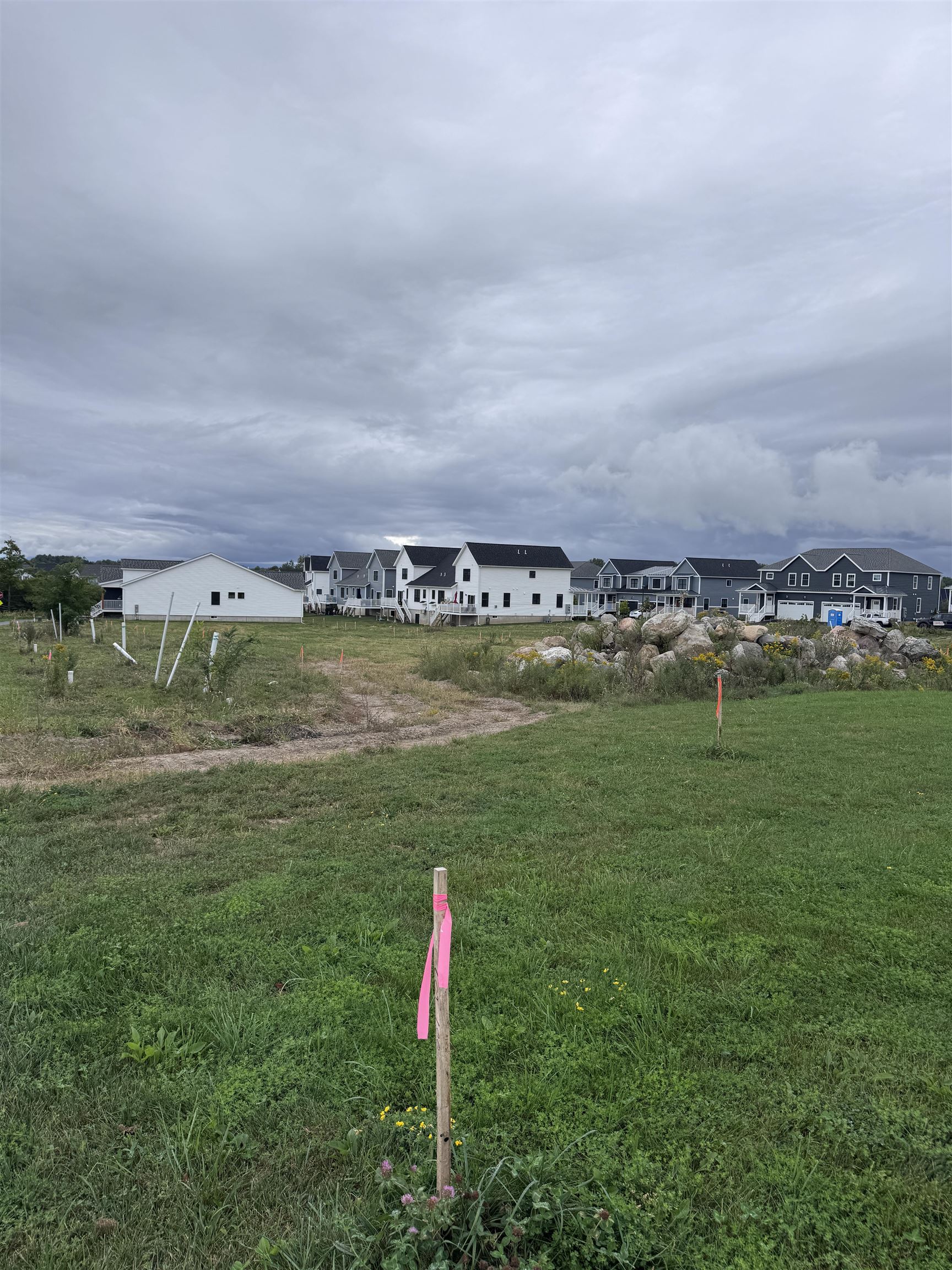 66 Russet Road photo 3