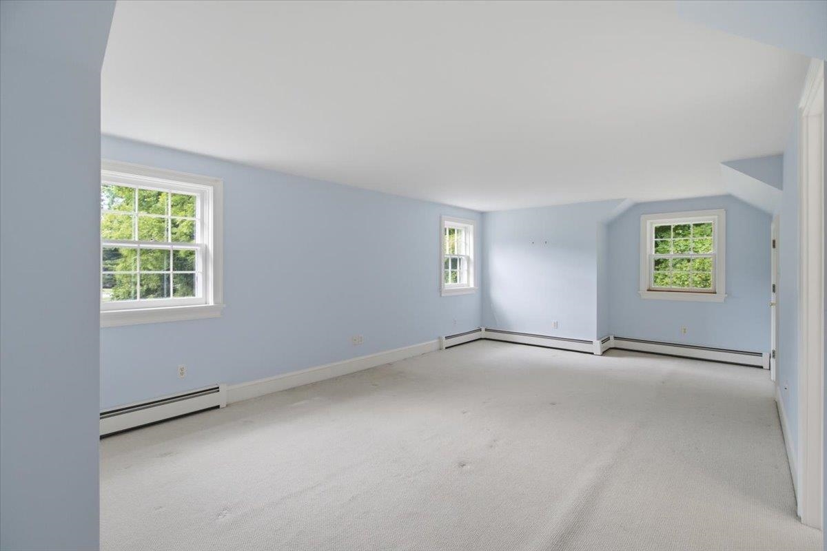 601 Riverbend Drive photo 34