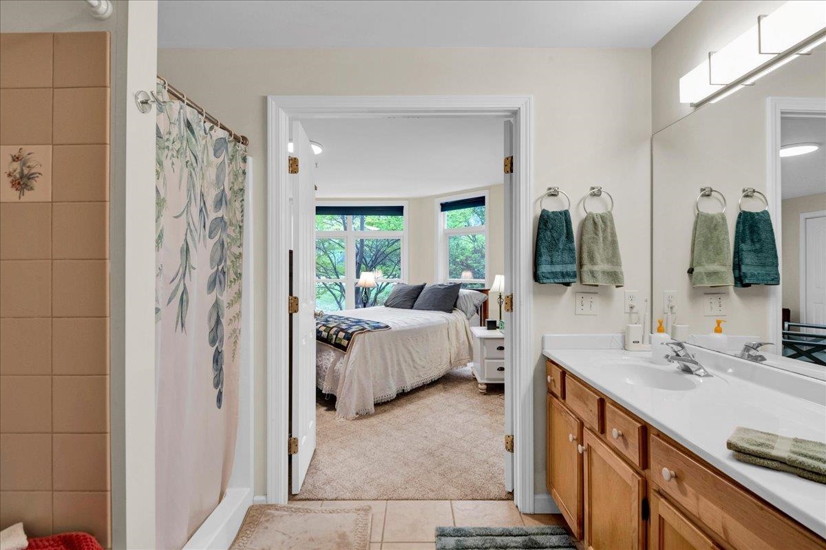 3 Claire Pointe Road photo 35