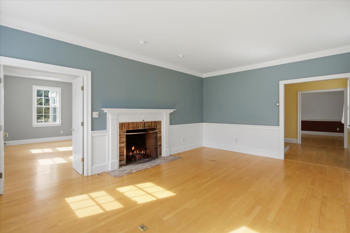 601 Riverbend Drive photo 5