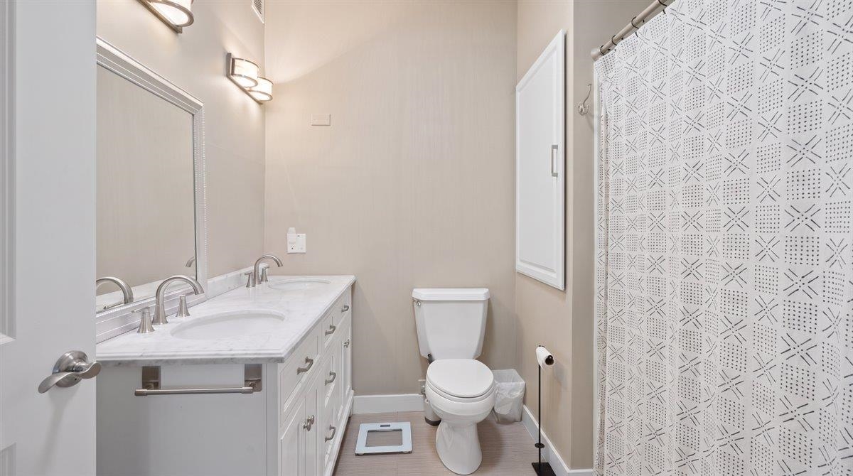 370 Farrell Street photo 16
