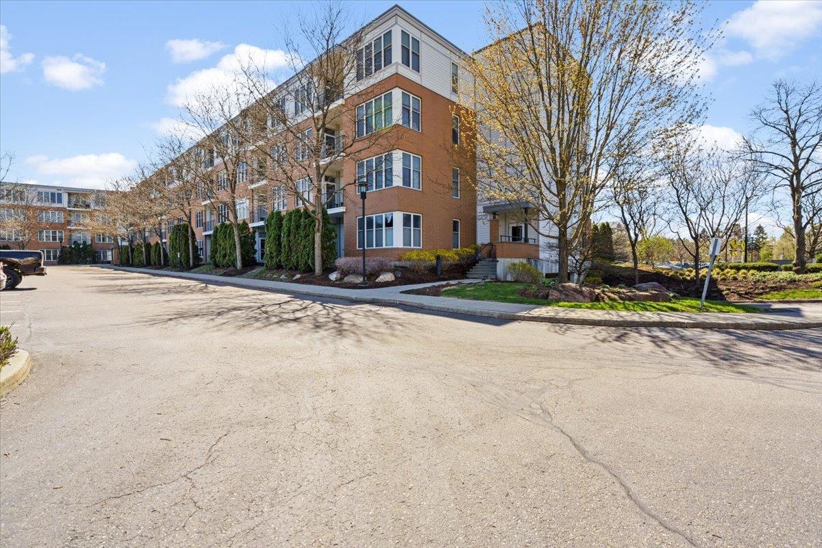 370 Farrell Street photo 18