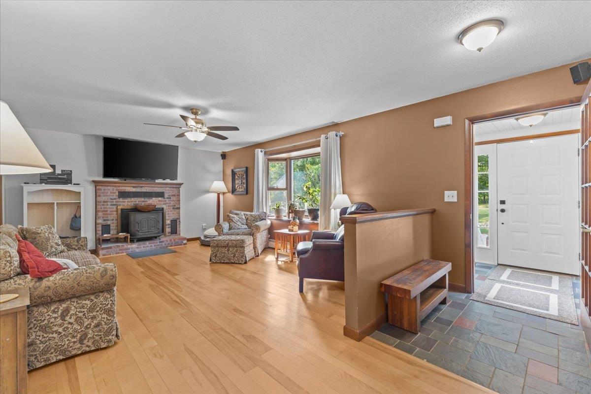 147 Browns Trace photo 4