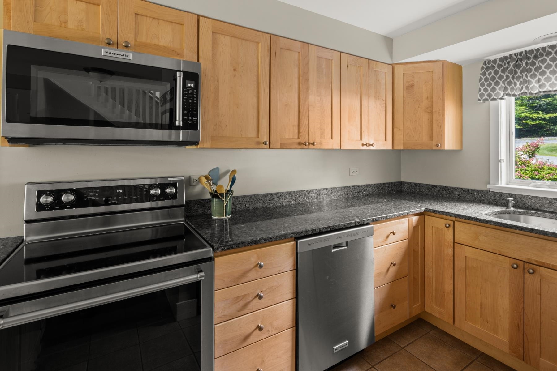 6051 Mountain Road photo 10