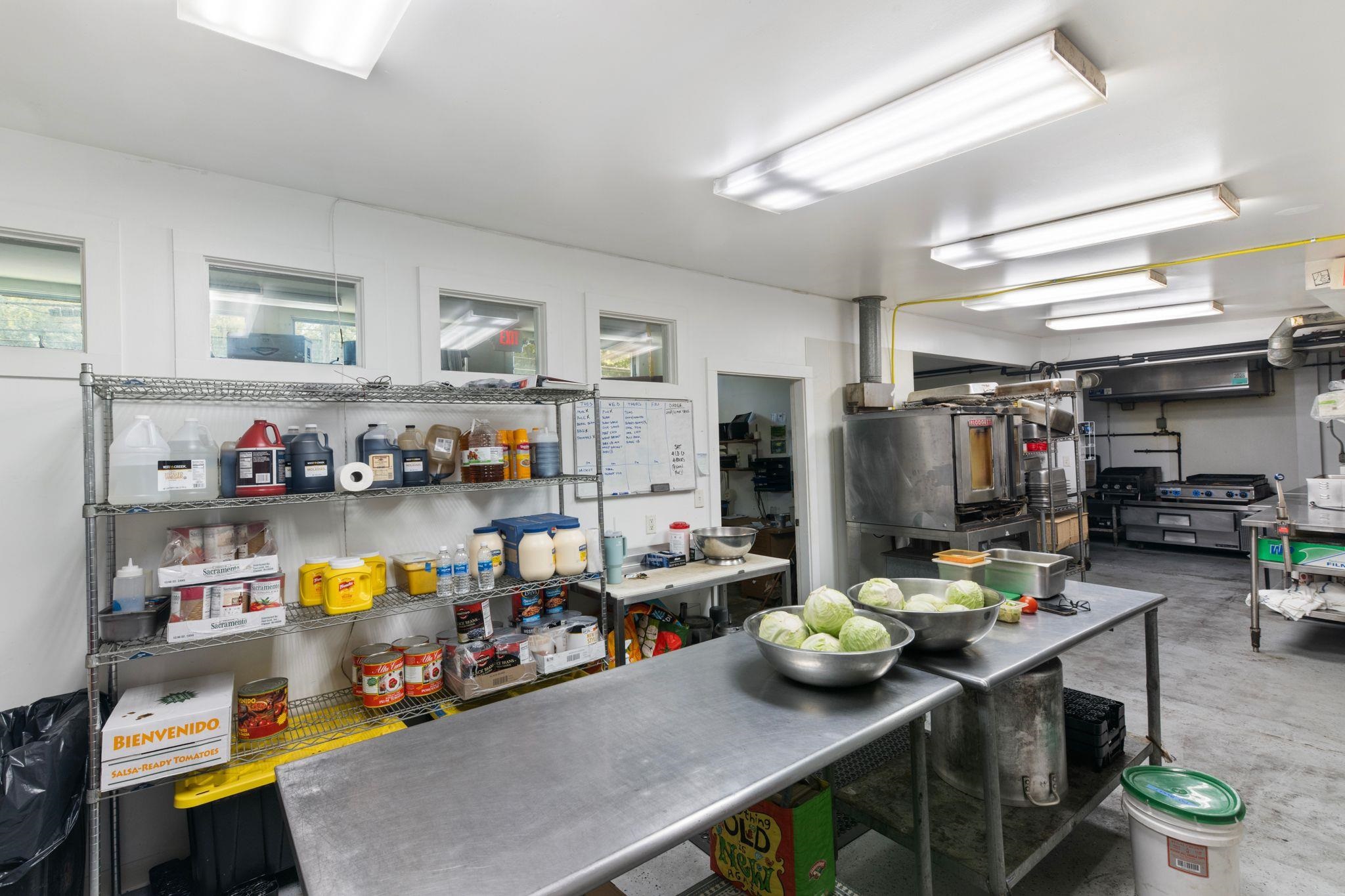 632 Putney Road photo 14