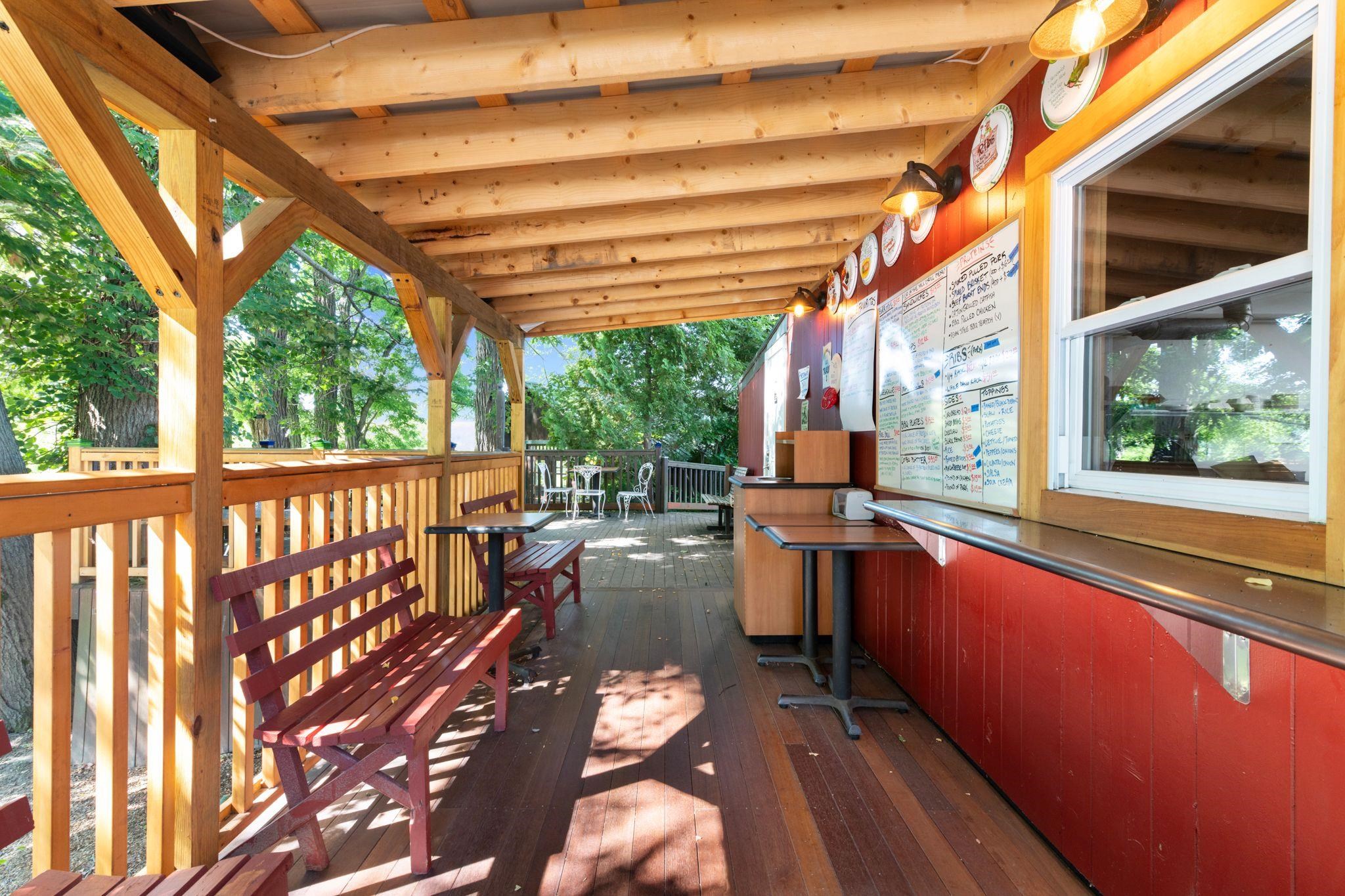 632 Putney Road photo 16