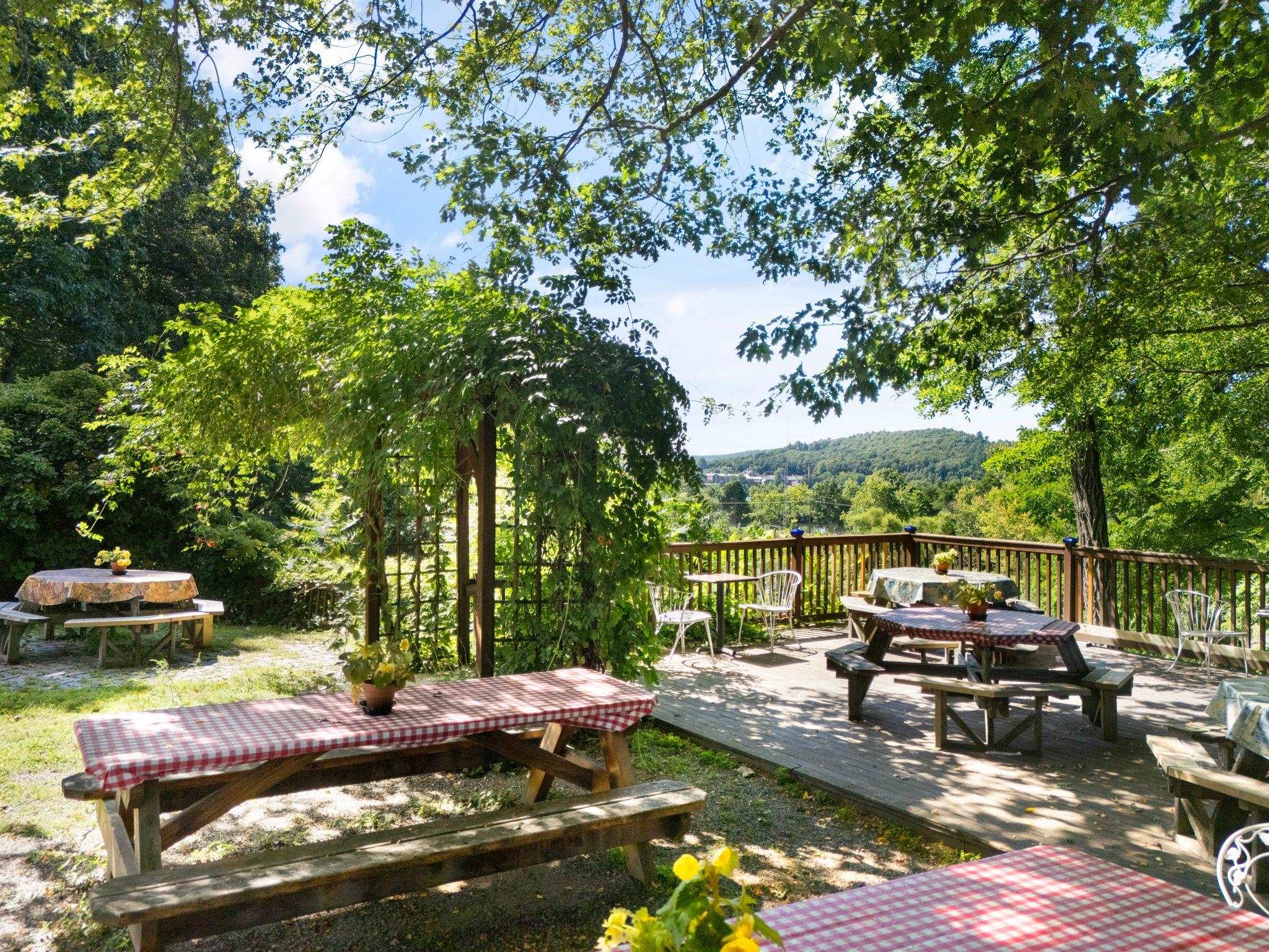 632 Putney Road photo 2