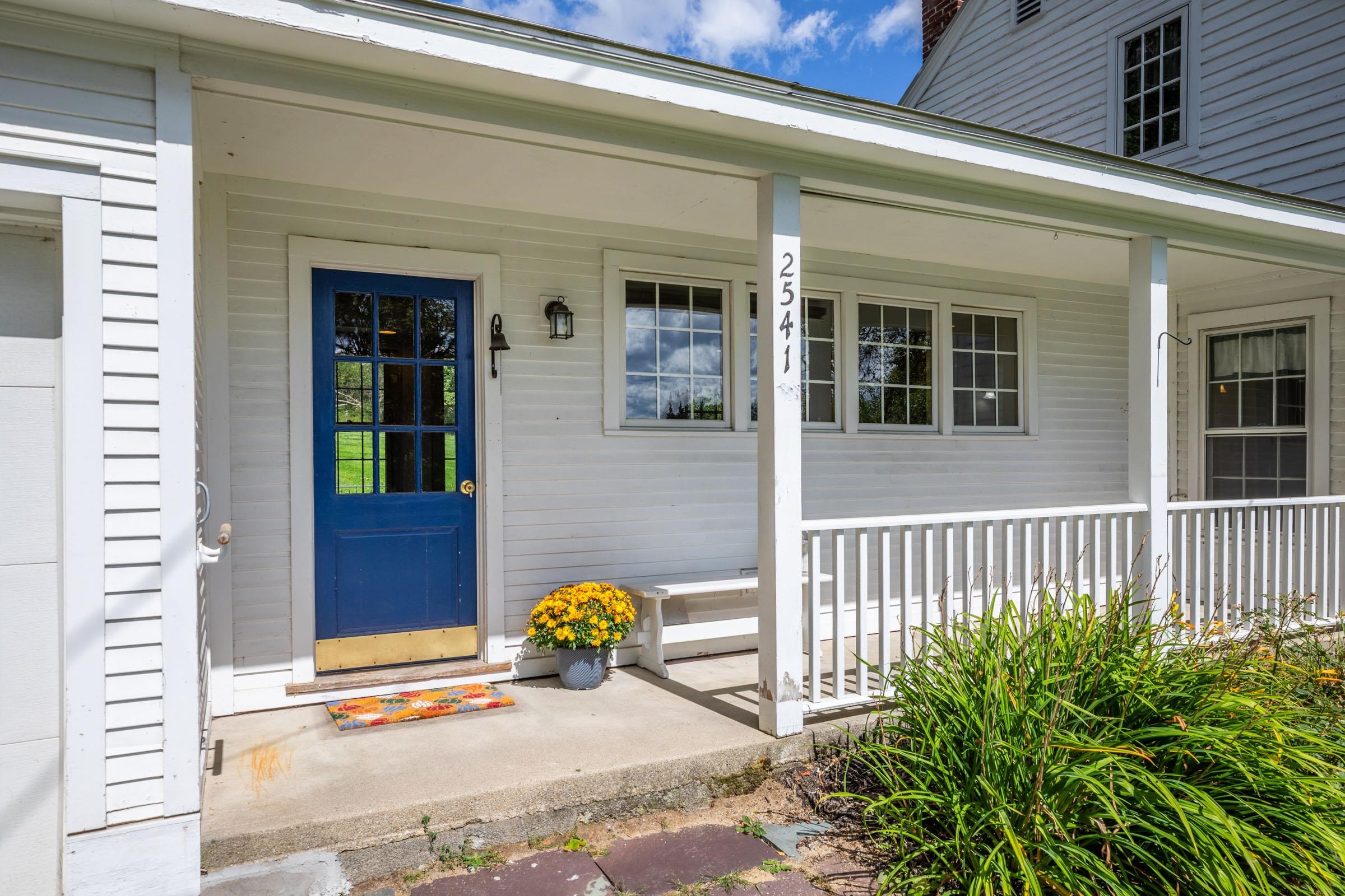 2541 Lincoln Hill Road photo 2