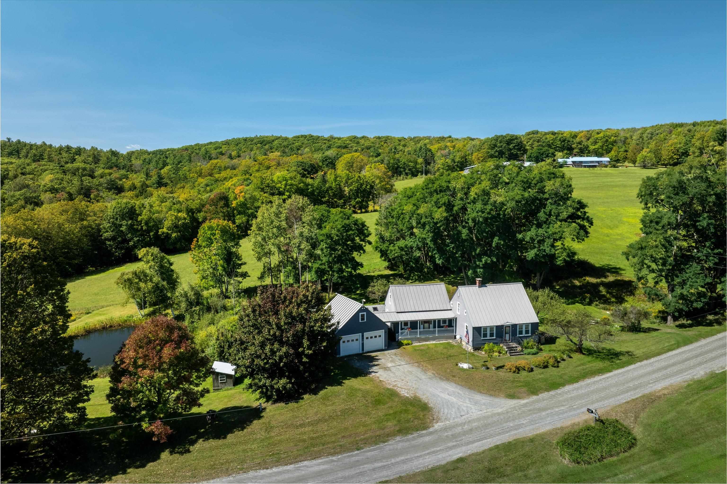 888 Skyline Drive photo 2