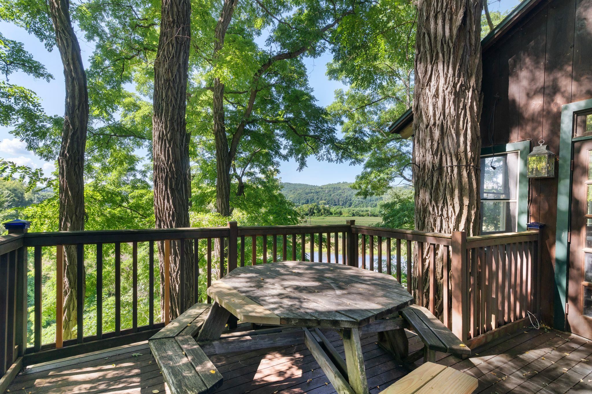 632 Putney Road photo 24