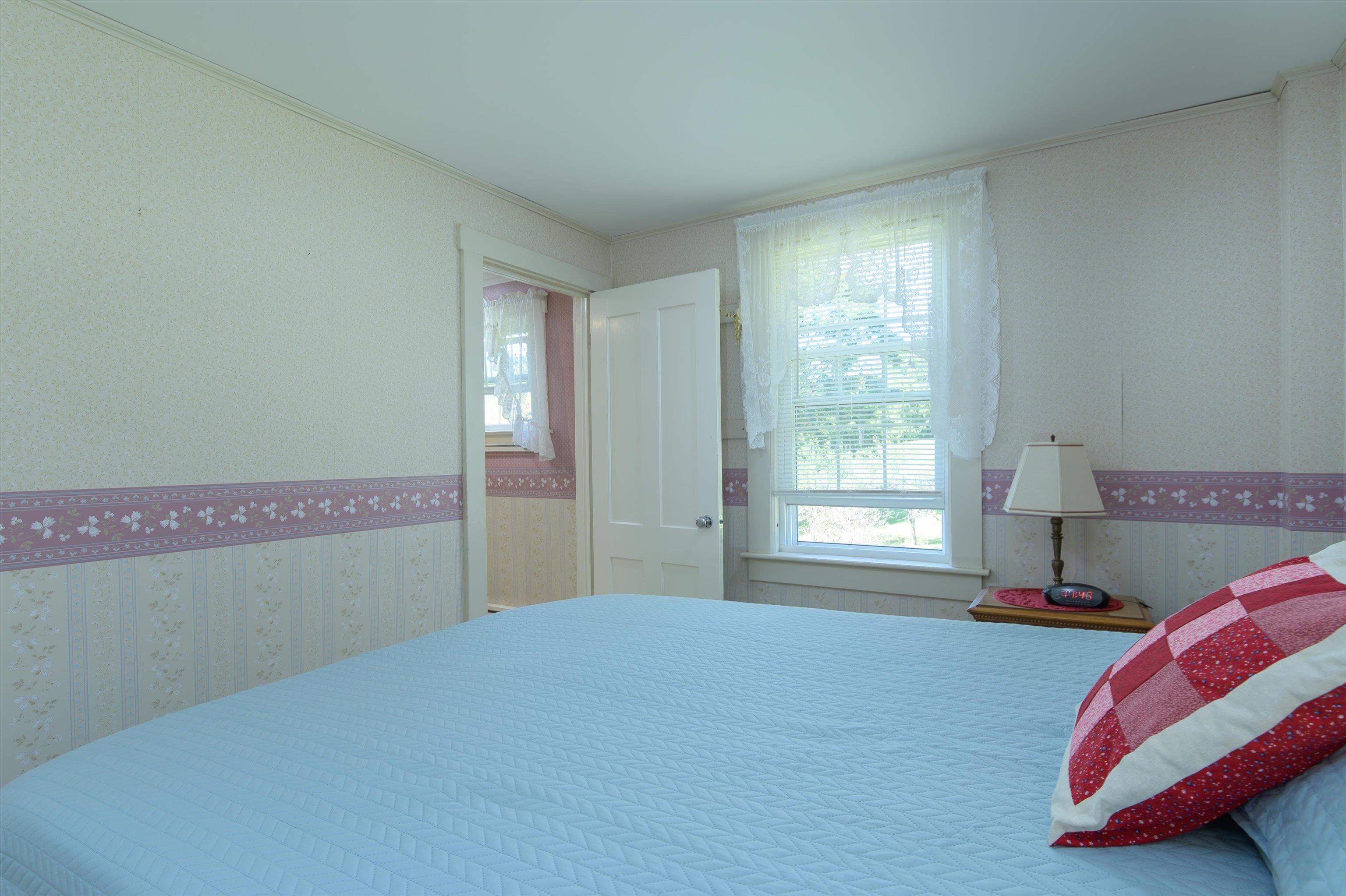 888 Skyline Drive photo 26