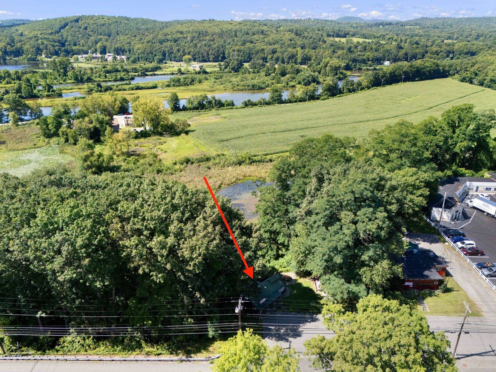 632 Putney Road photo 32
