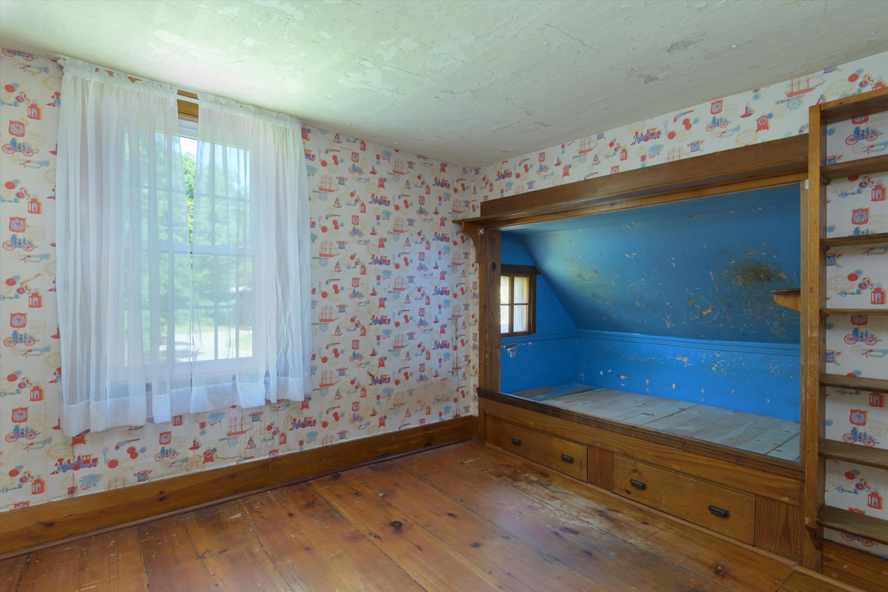888 Skyline Drive photo 36