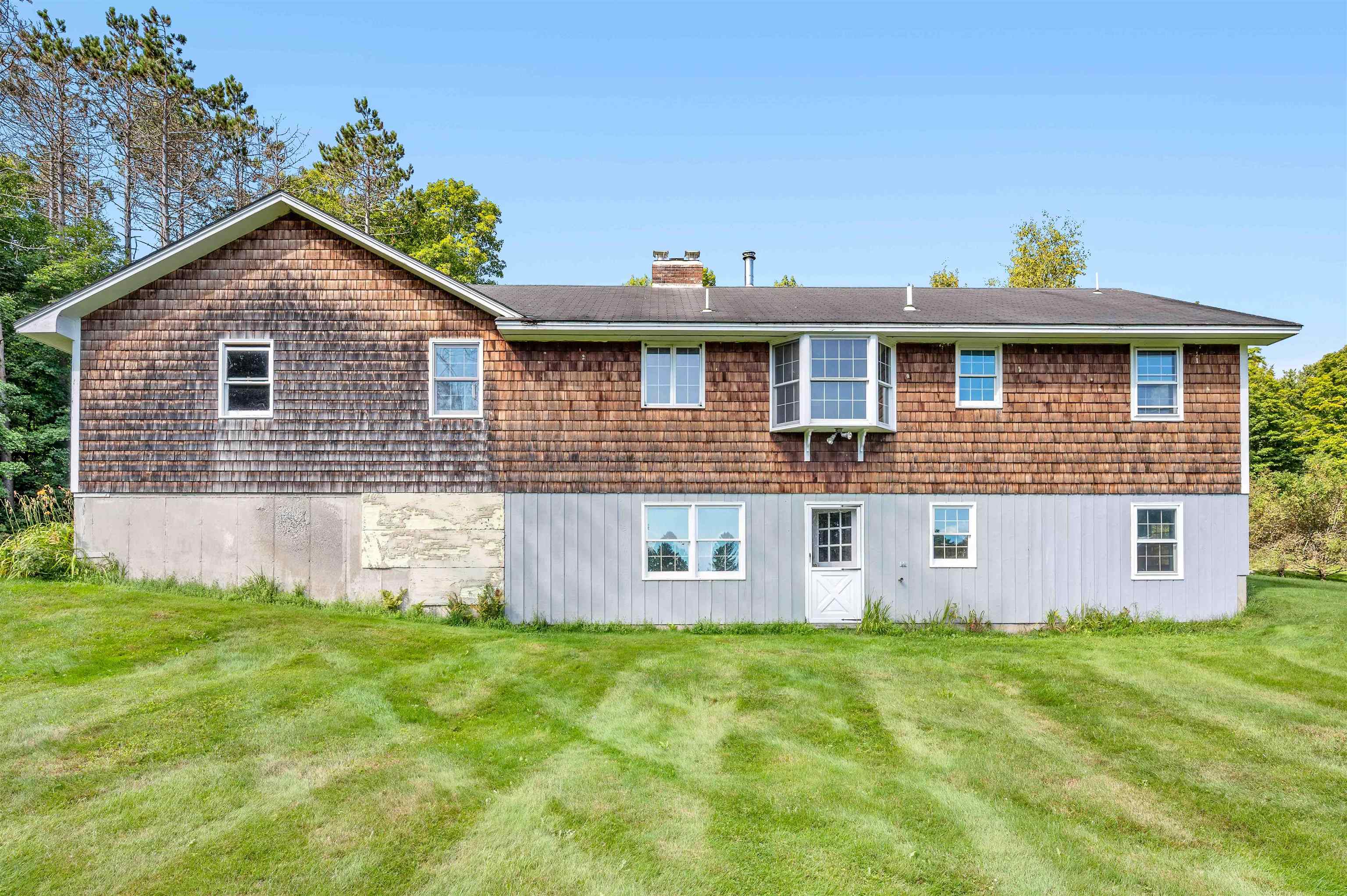 1974 Bliss Road photo 49