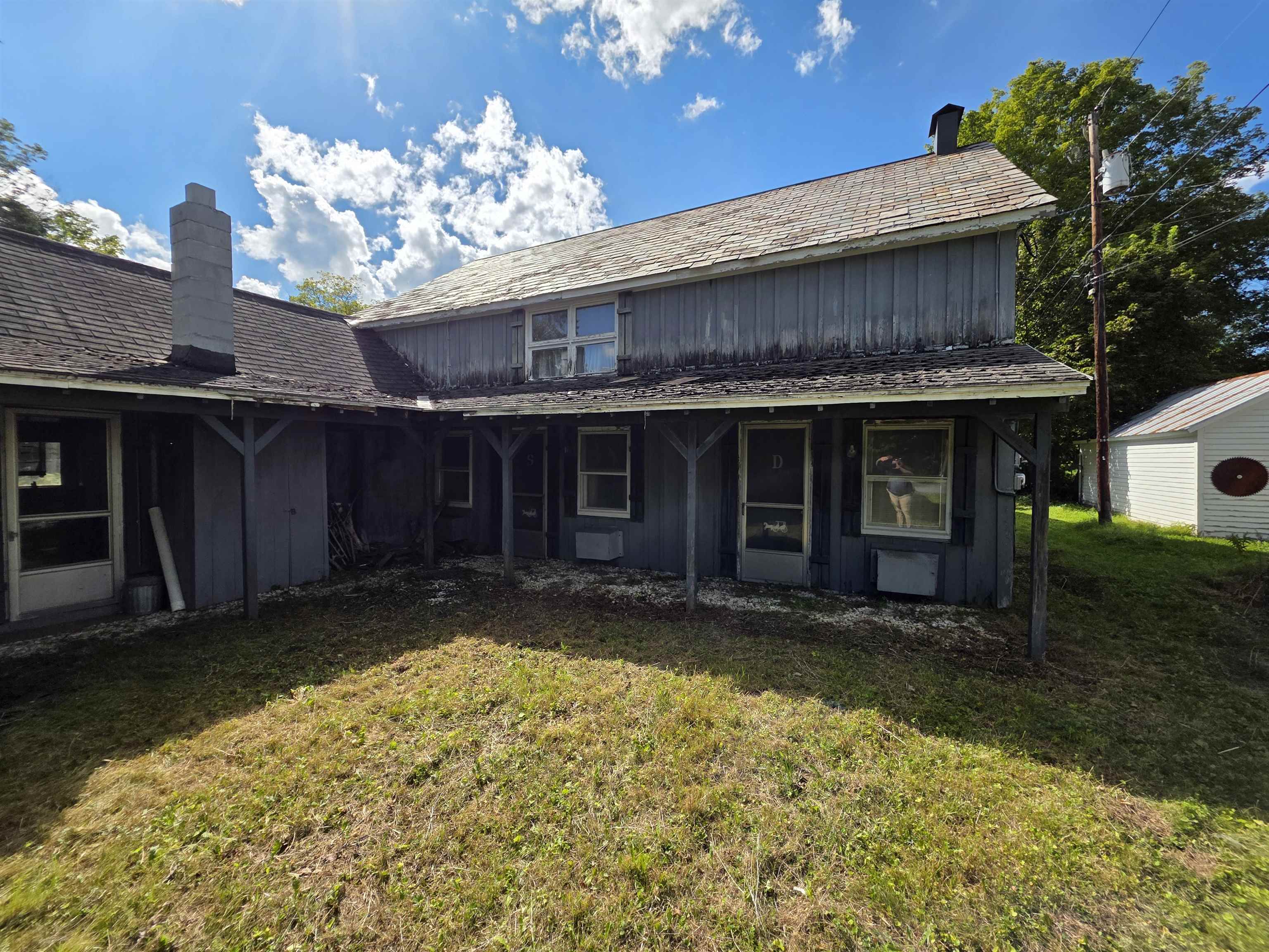 5549 Main Street photo 16
