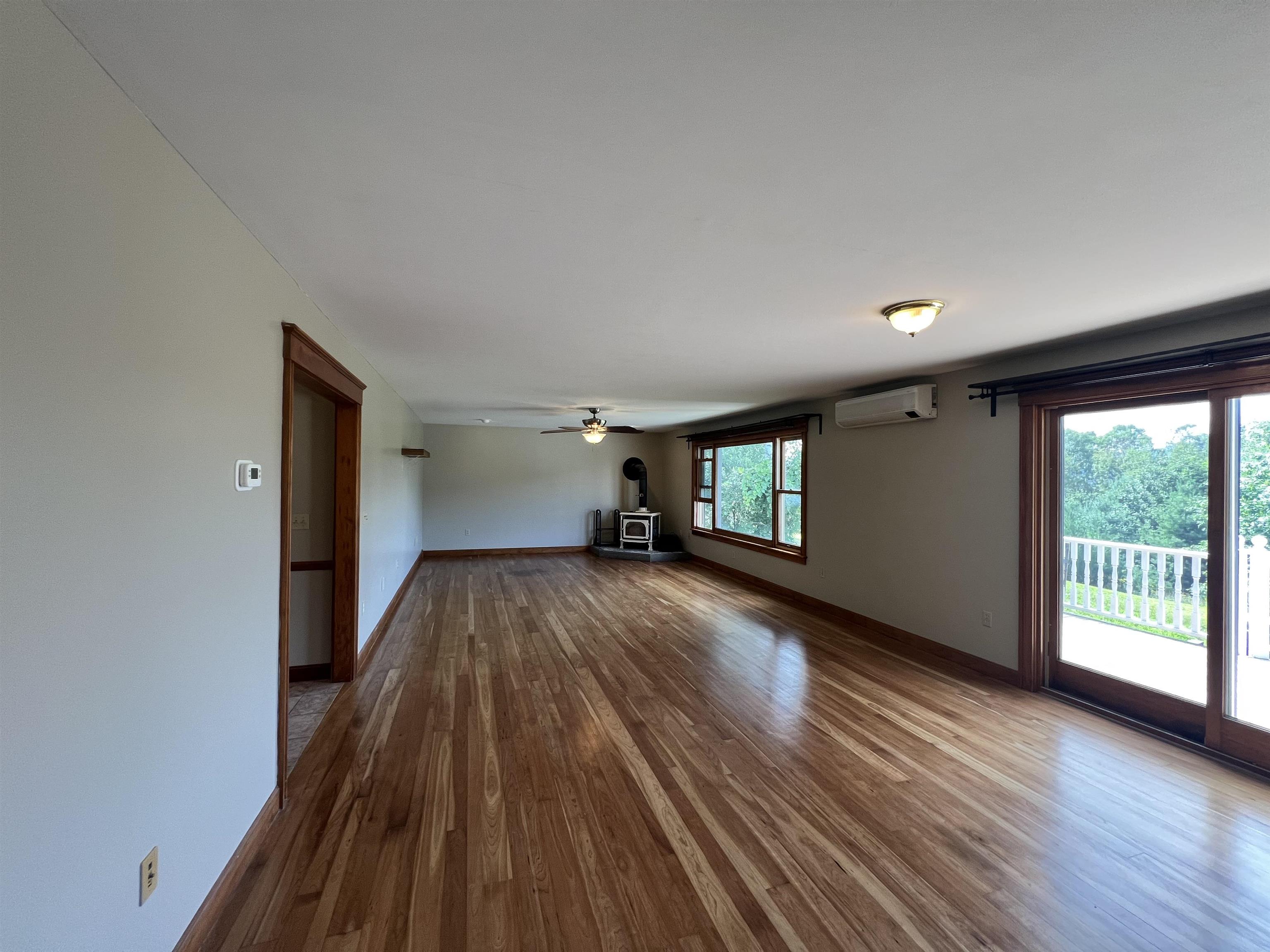 49 Sherri Lane photo 12