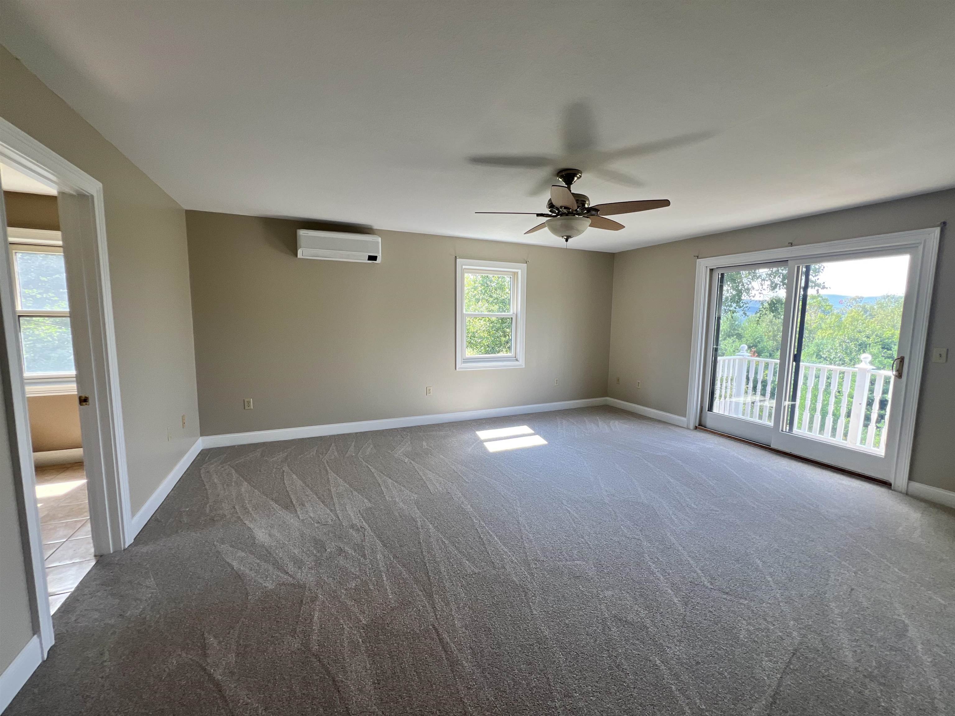 49 Sherri Lane photo 18