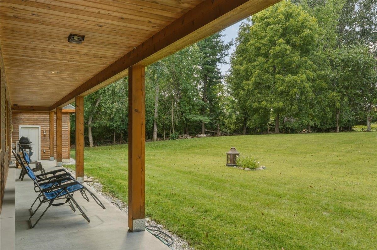 1099 E Shore Road photo 33