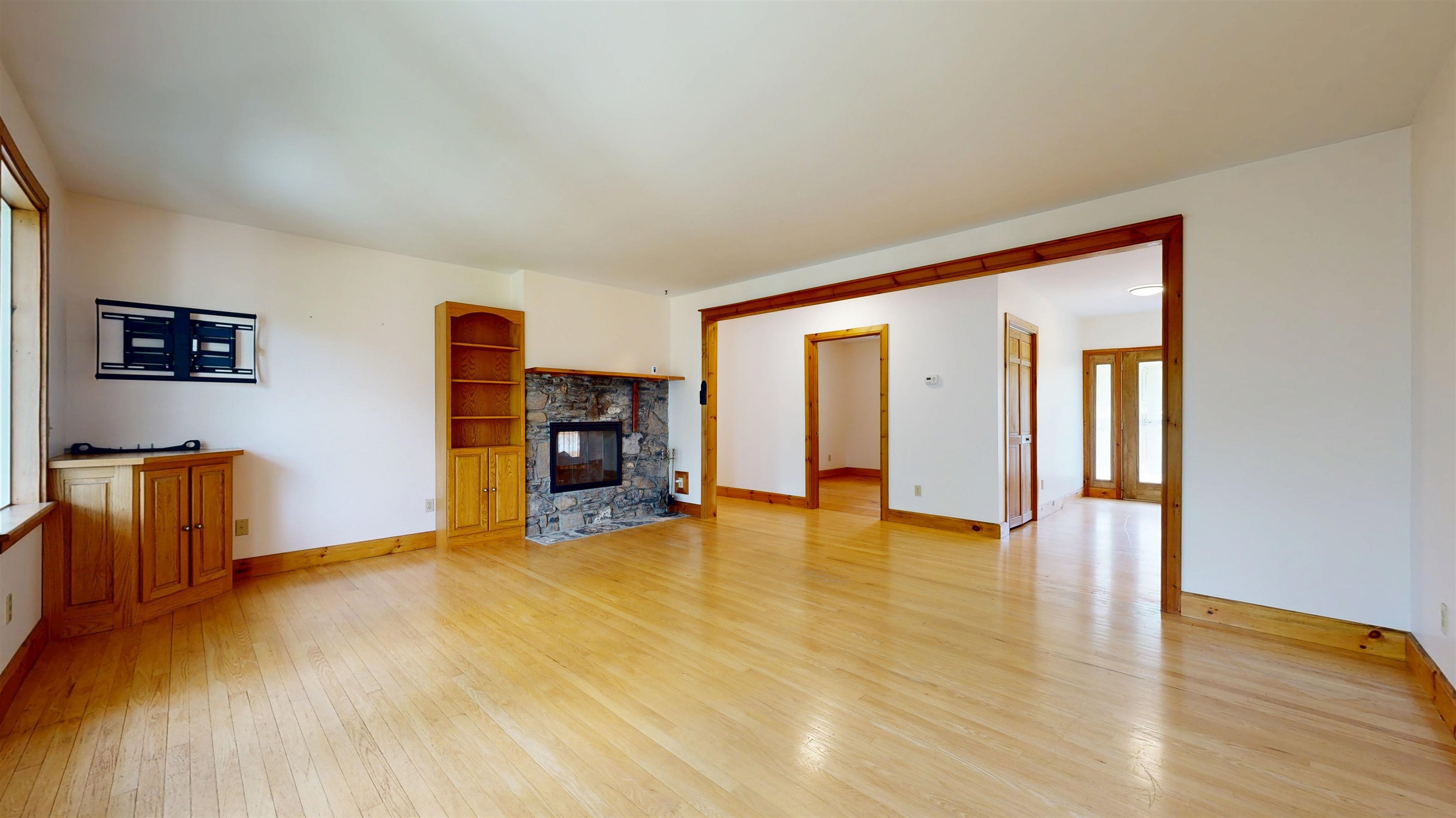 2367 Hollow Road photo 5
