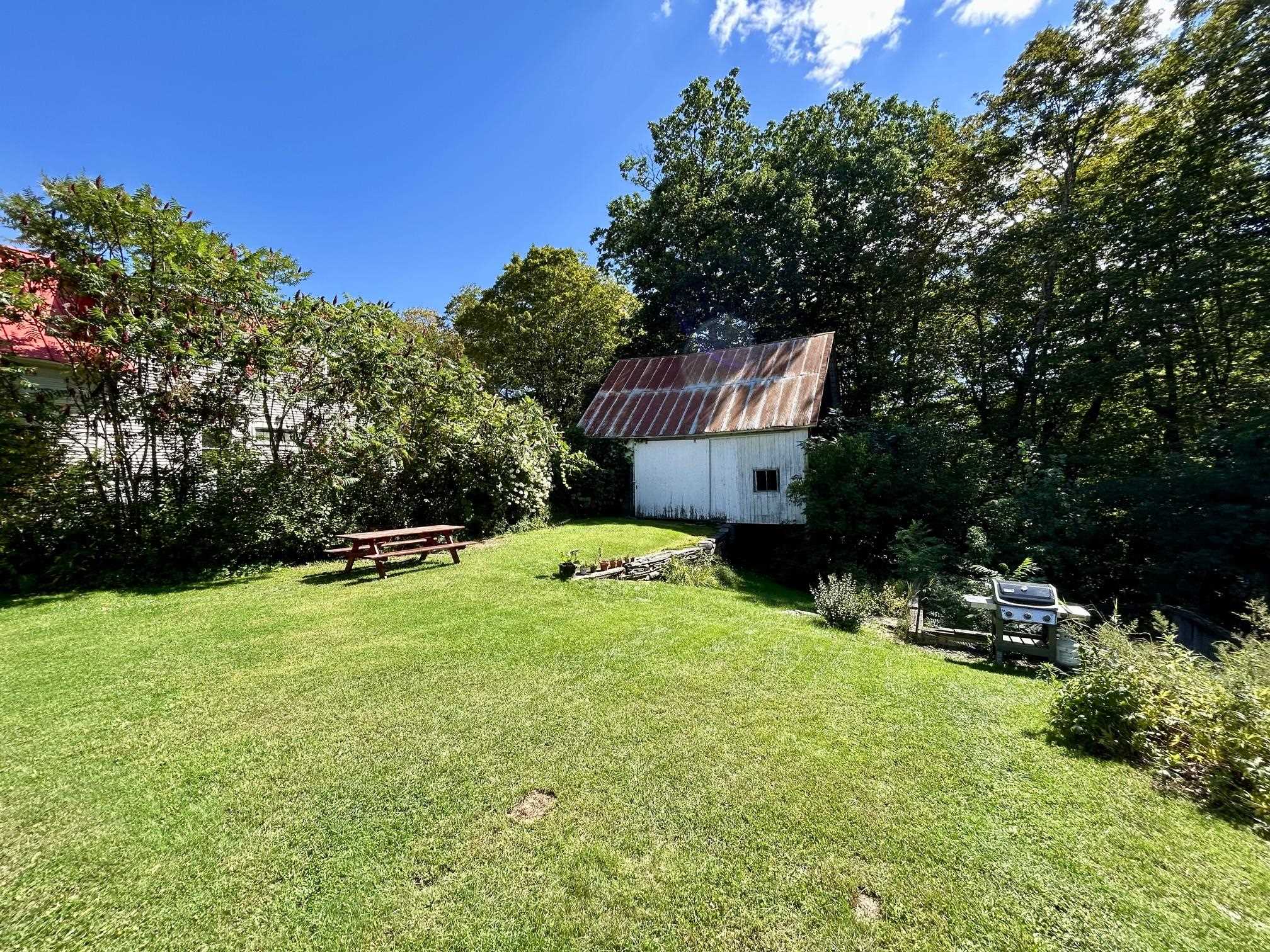 35 Sand Hill Road photo 8