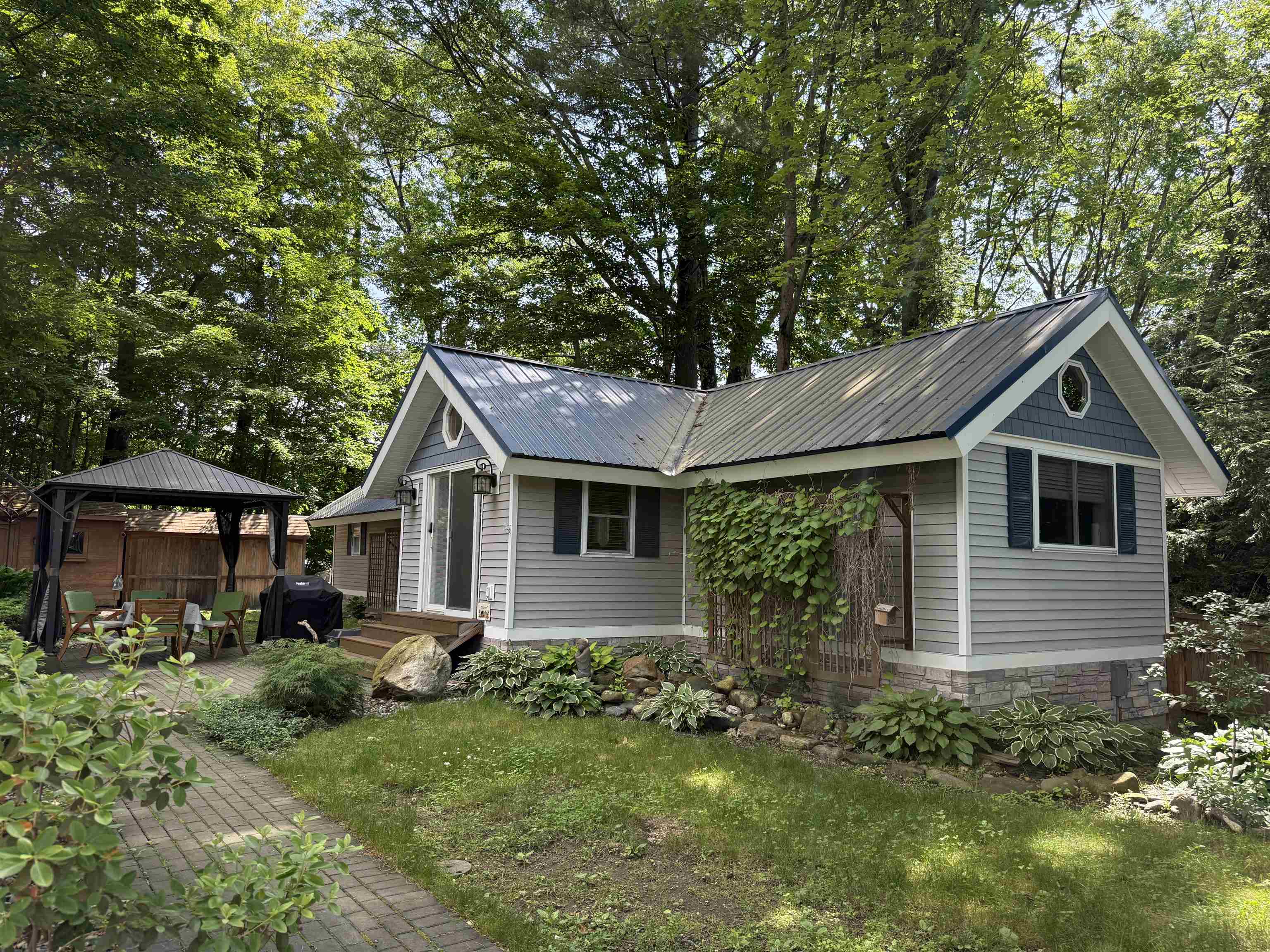 near 8 Deepwood Drive Brattleboro, VT 05301 Property 2