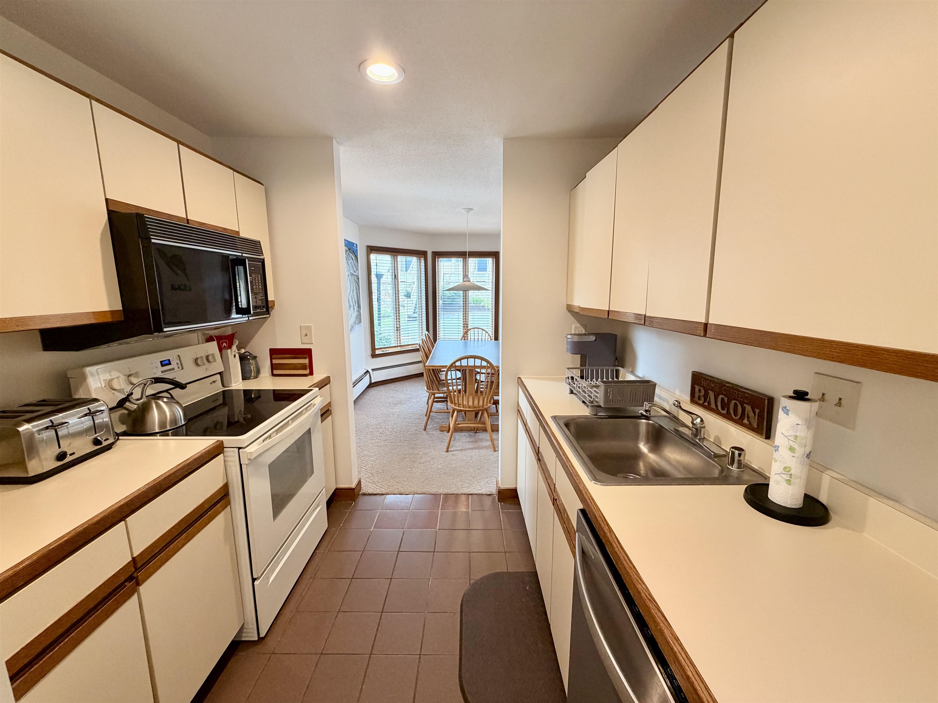 2D Townhouse Square photo 12