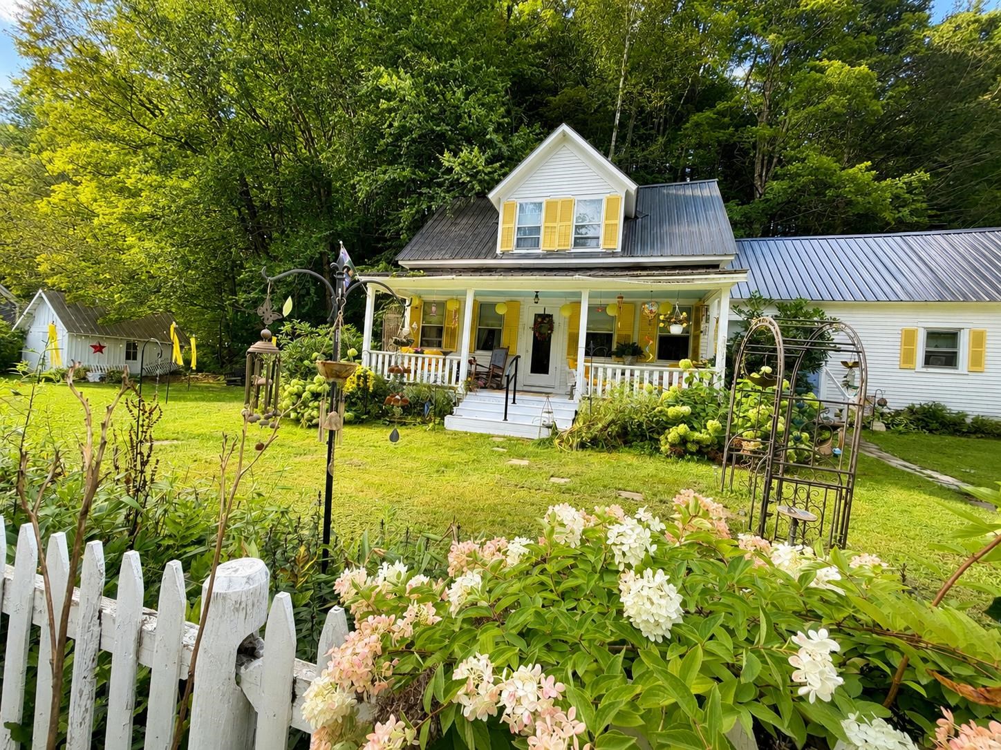 311 Dover Road photo 2